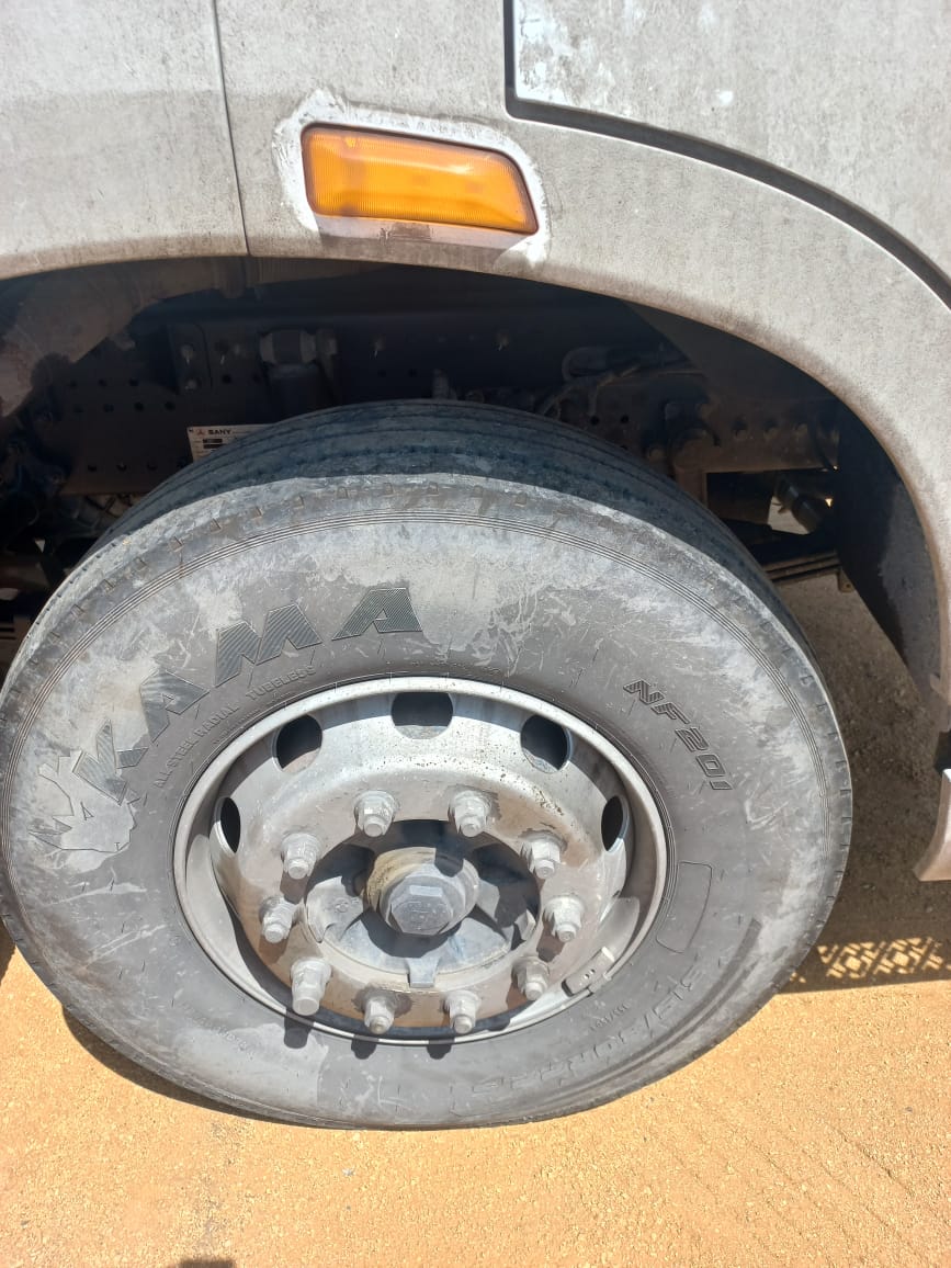 SANY D* 6x4 Седельный тягач 2023 г. - фото 9