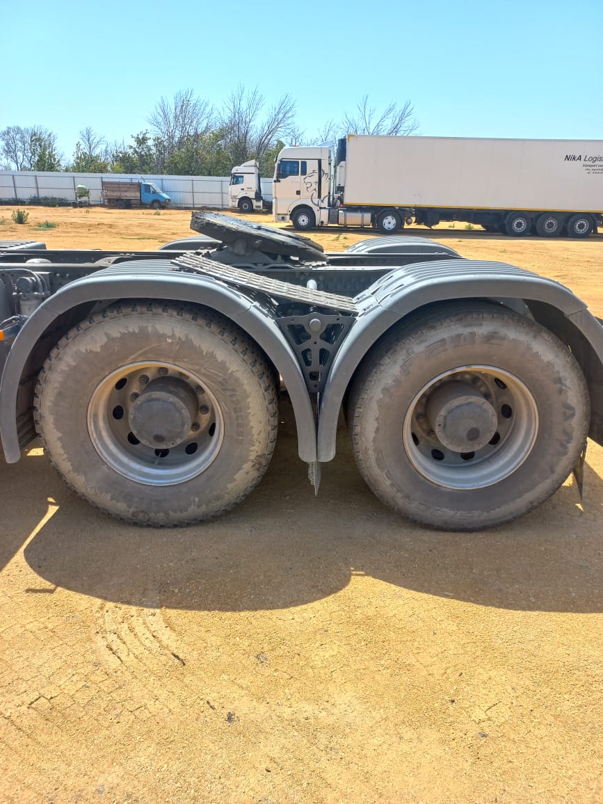 SANY D* 6x4 Седельный тягач 2023 г. - фото 10