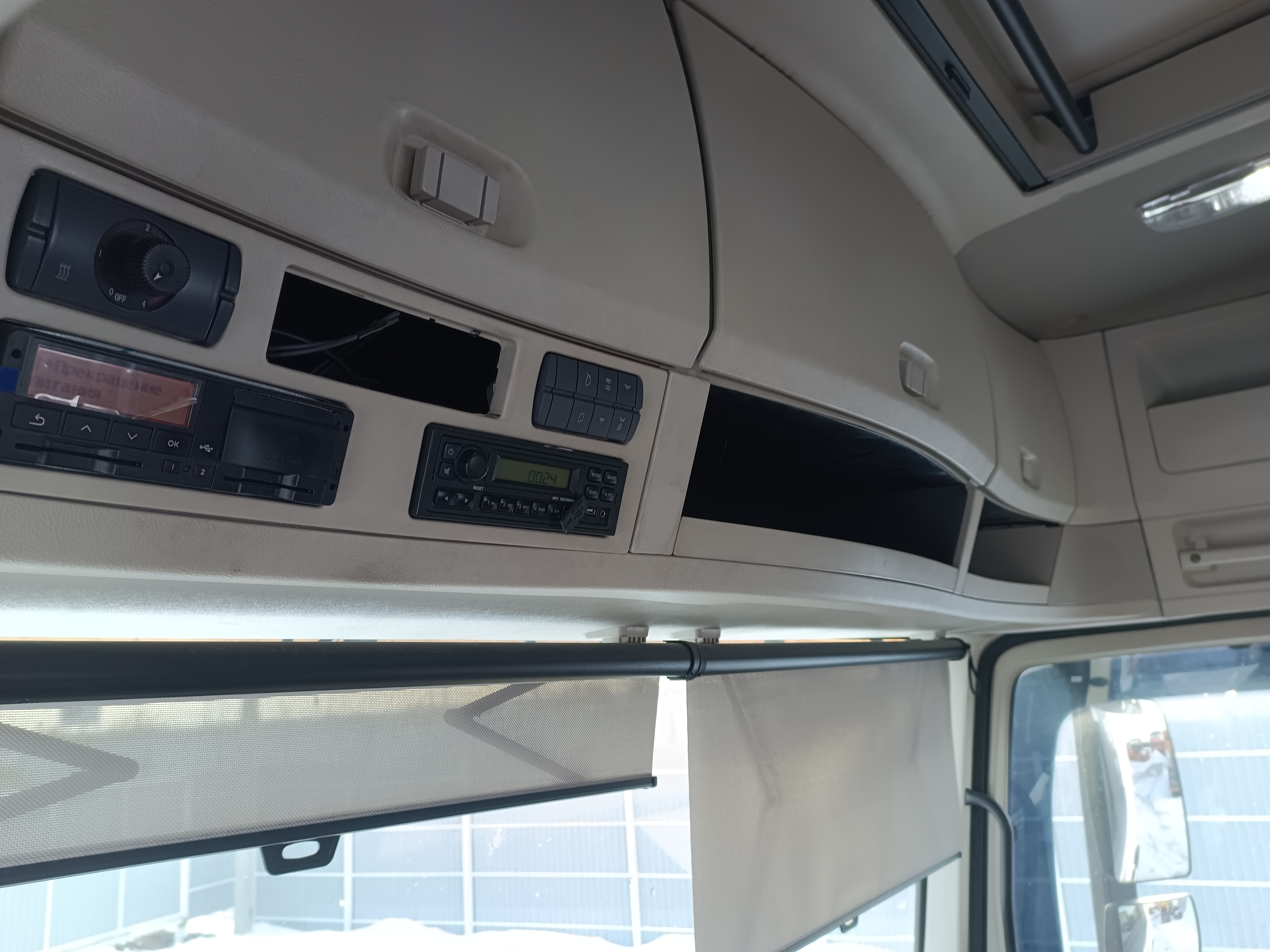 VALDAI 45 4x2 Седельный тягач 2024 г. - фото 11