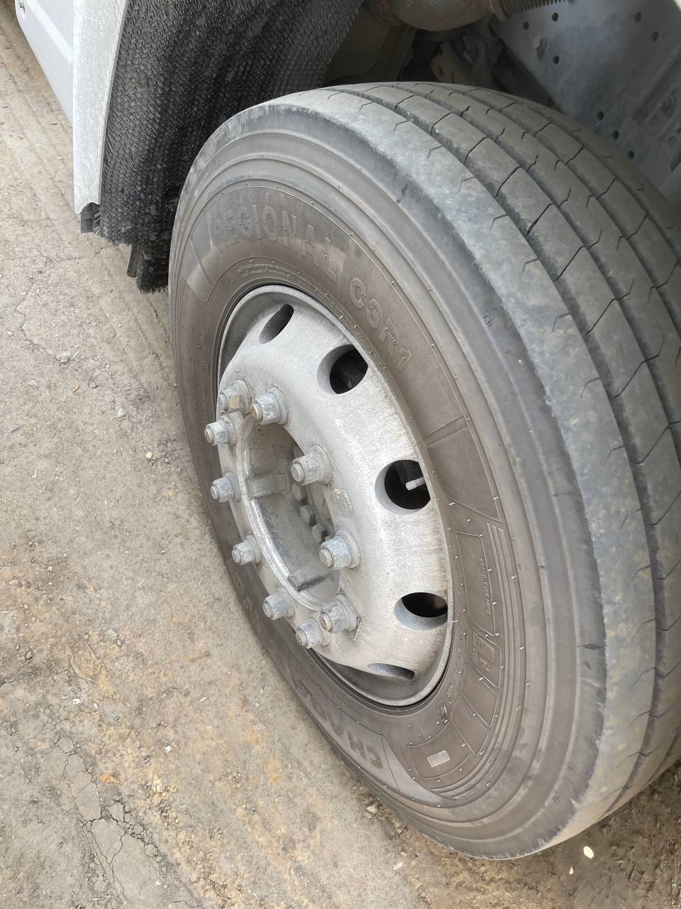 Shacman (Shaanxi) SX* 4x2 Седельный тягач 2024 г. - фото 10