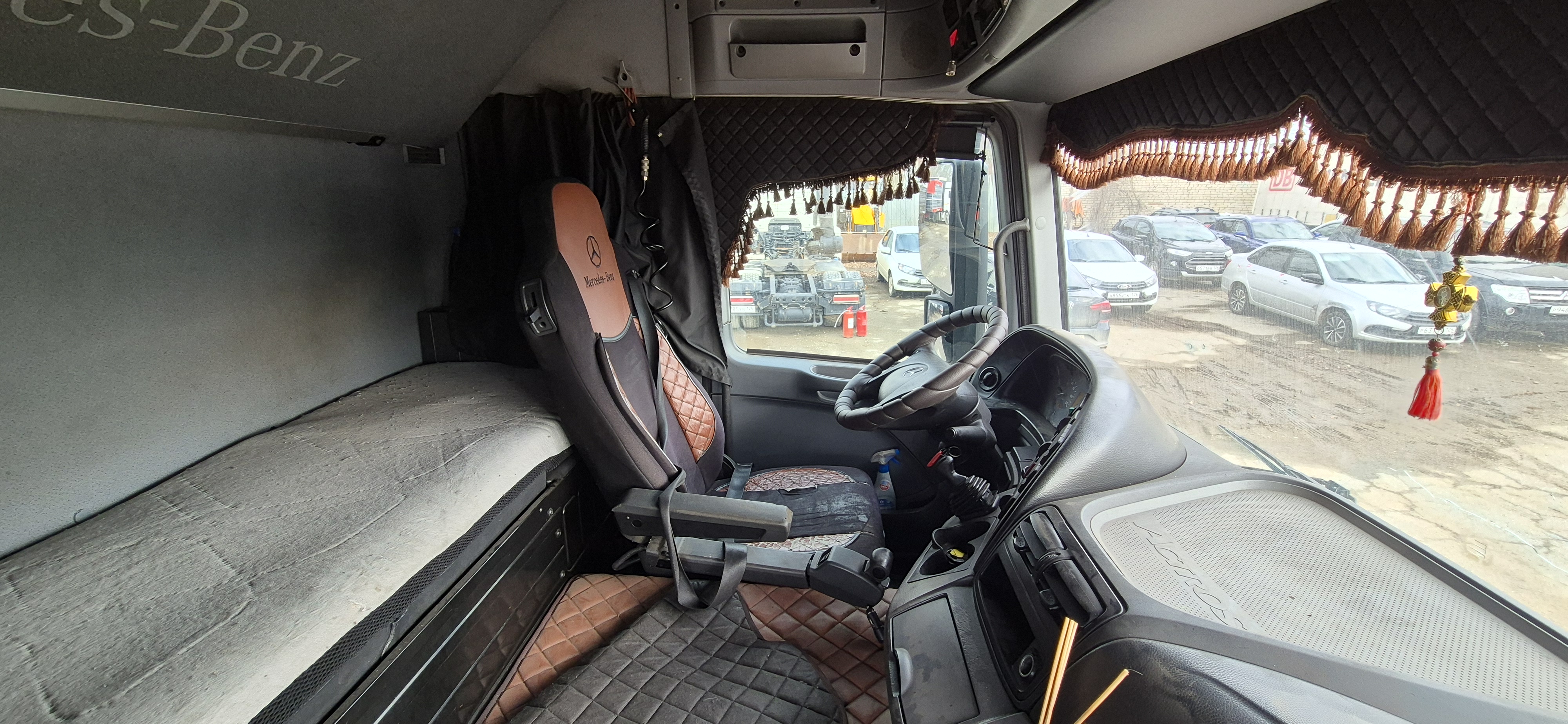 Mercedes-Benz ACTROS 4x2 Седельный тягач 2016 г. - фото 10