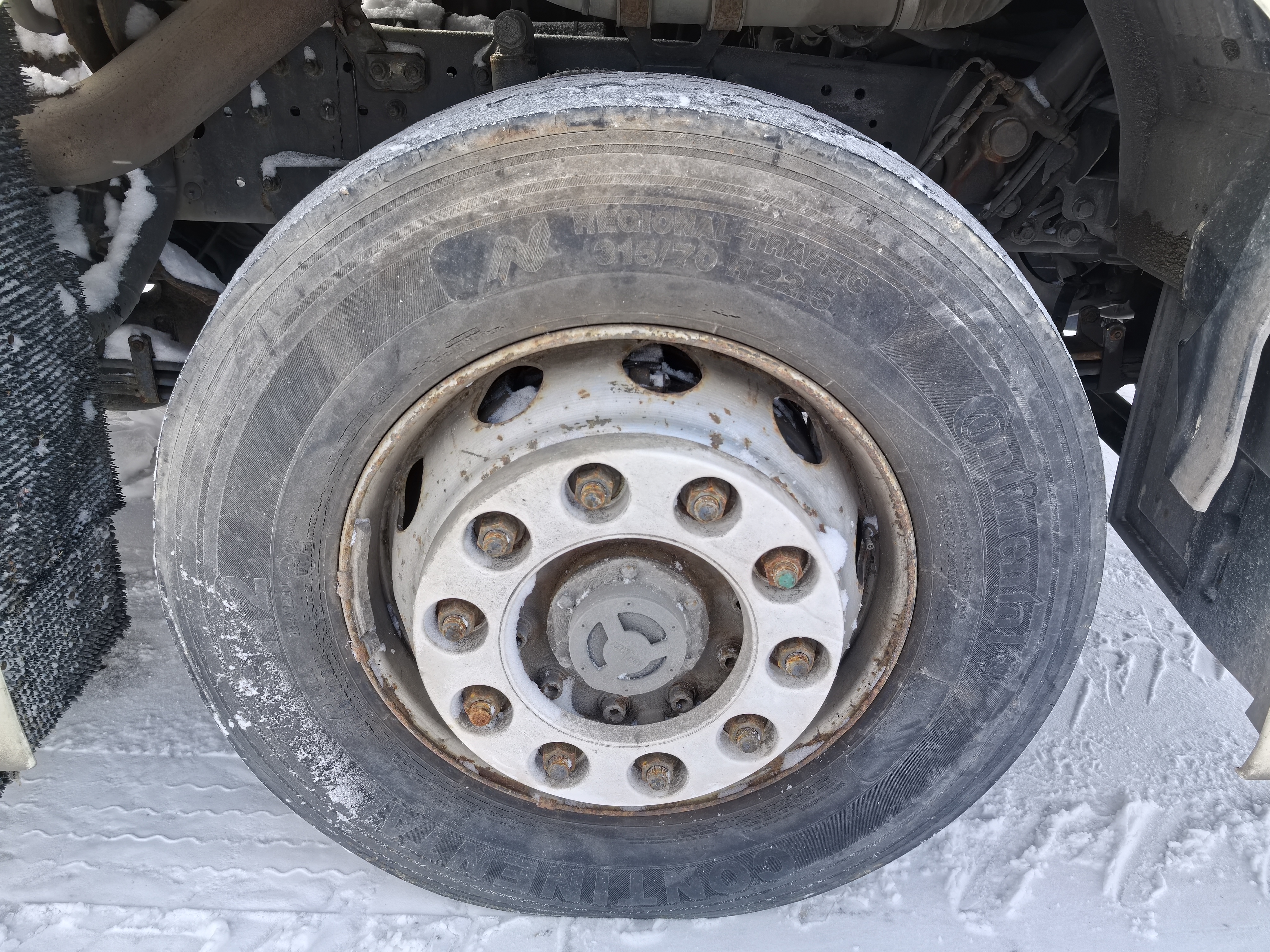 Foton AUMAN 4x2 Седельный тягач 2023 г. - фото 13