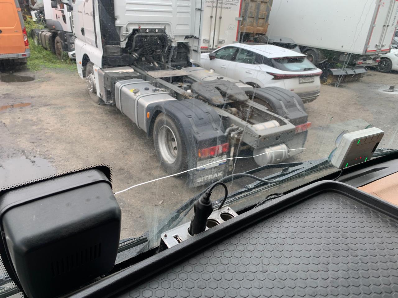 Shacman (Shaanxi) SX* 4x2 Седельный тягач 2023 г. - фото 20