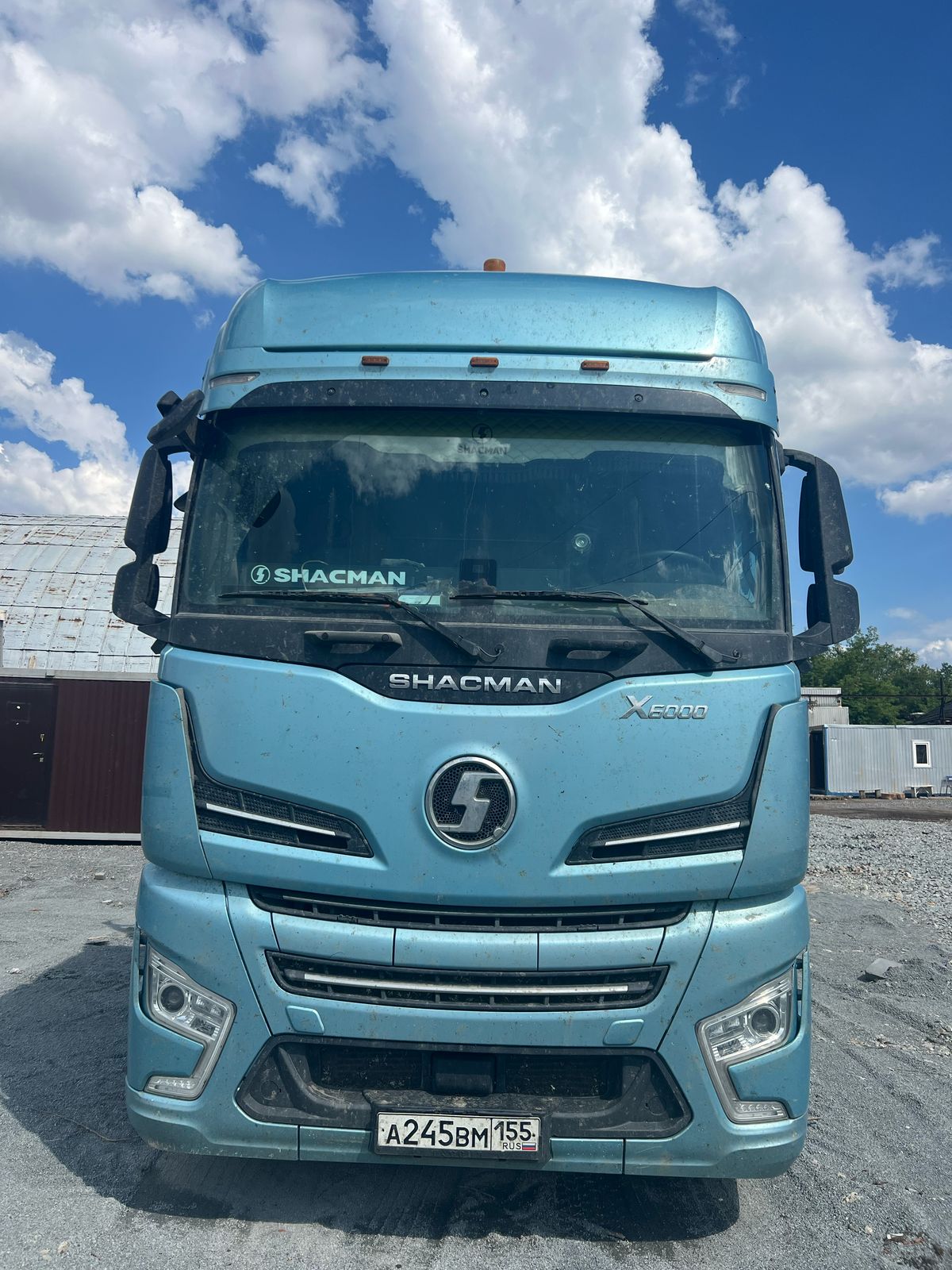 Shacman (Shaanxi) SX* 4x2 Седельный тягач 2023 г.