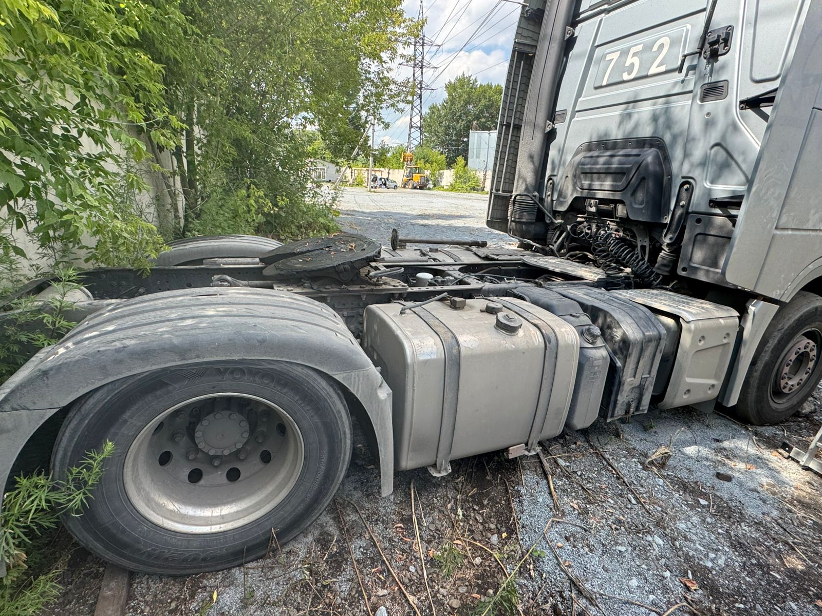 Shacman (Shaanxi) SX* 4x2 Седельный тягач 2023 г. - фото 5