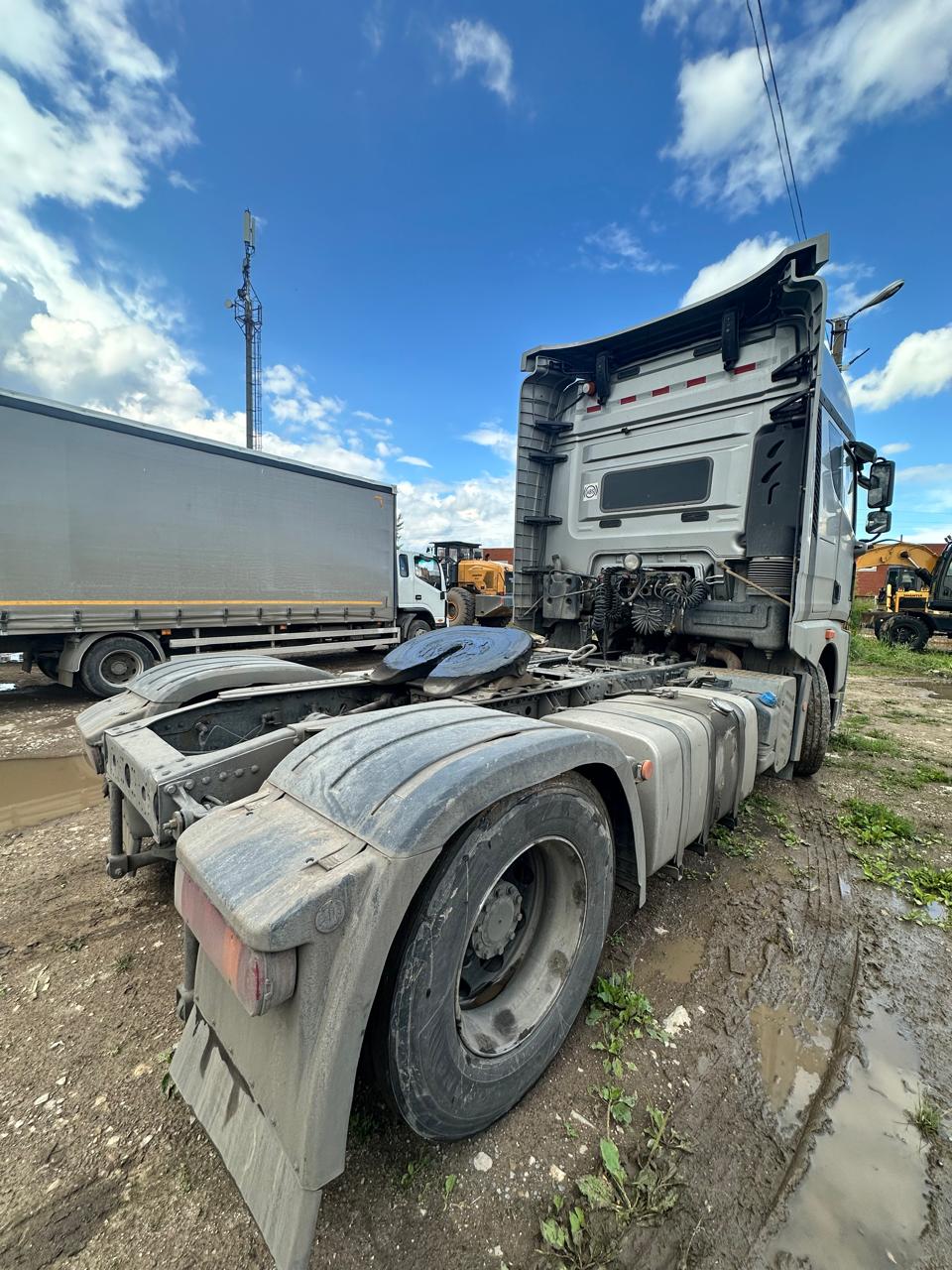 FAW JH6 4x2 Седельный тягач 2023 г. - фото 5