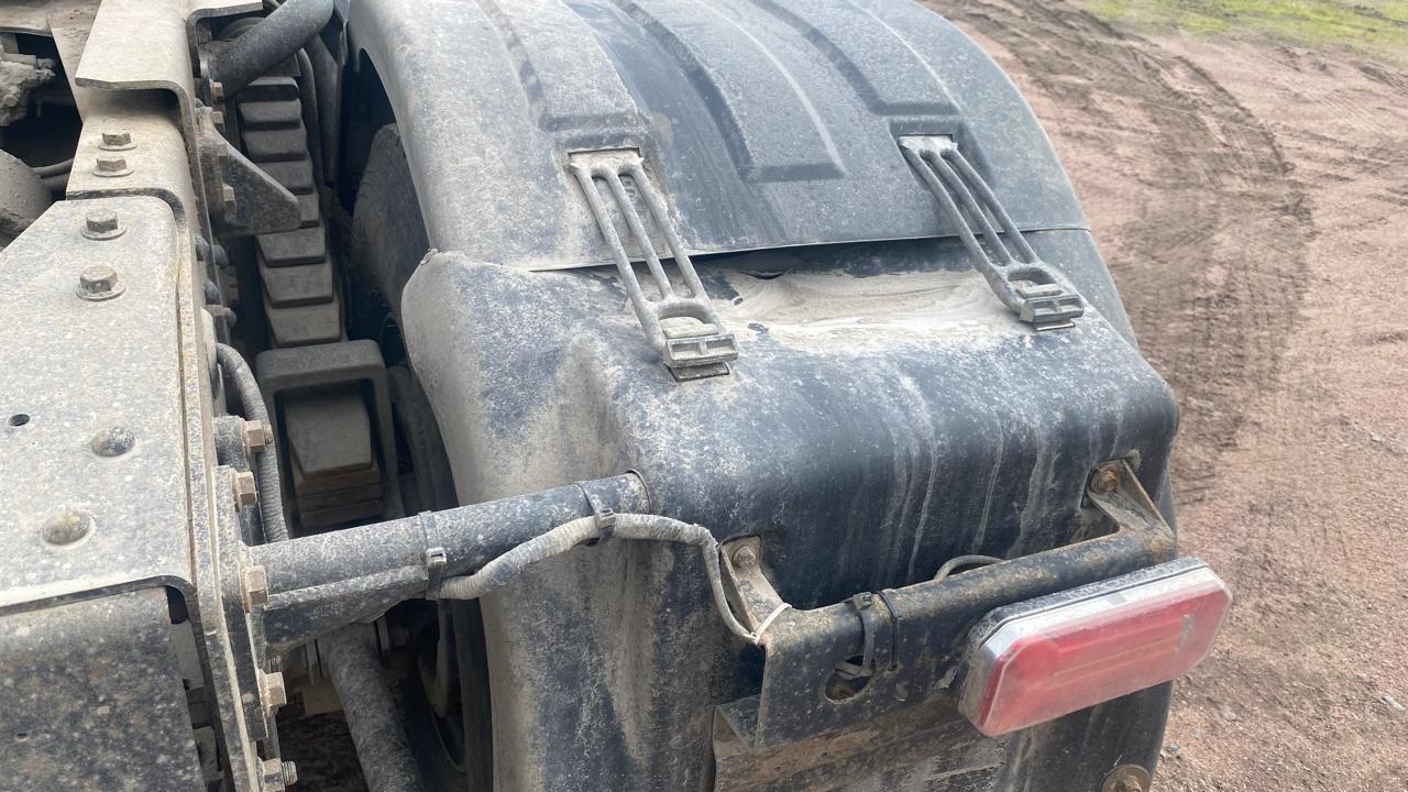 Shacman (Shaanxi) SX* 6x4 Седельный тягач 2022 г. - фото 20