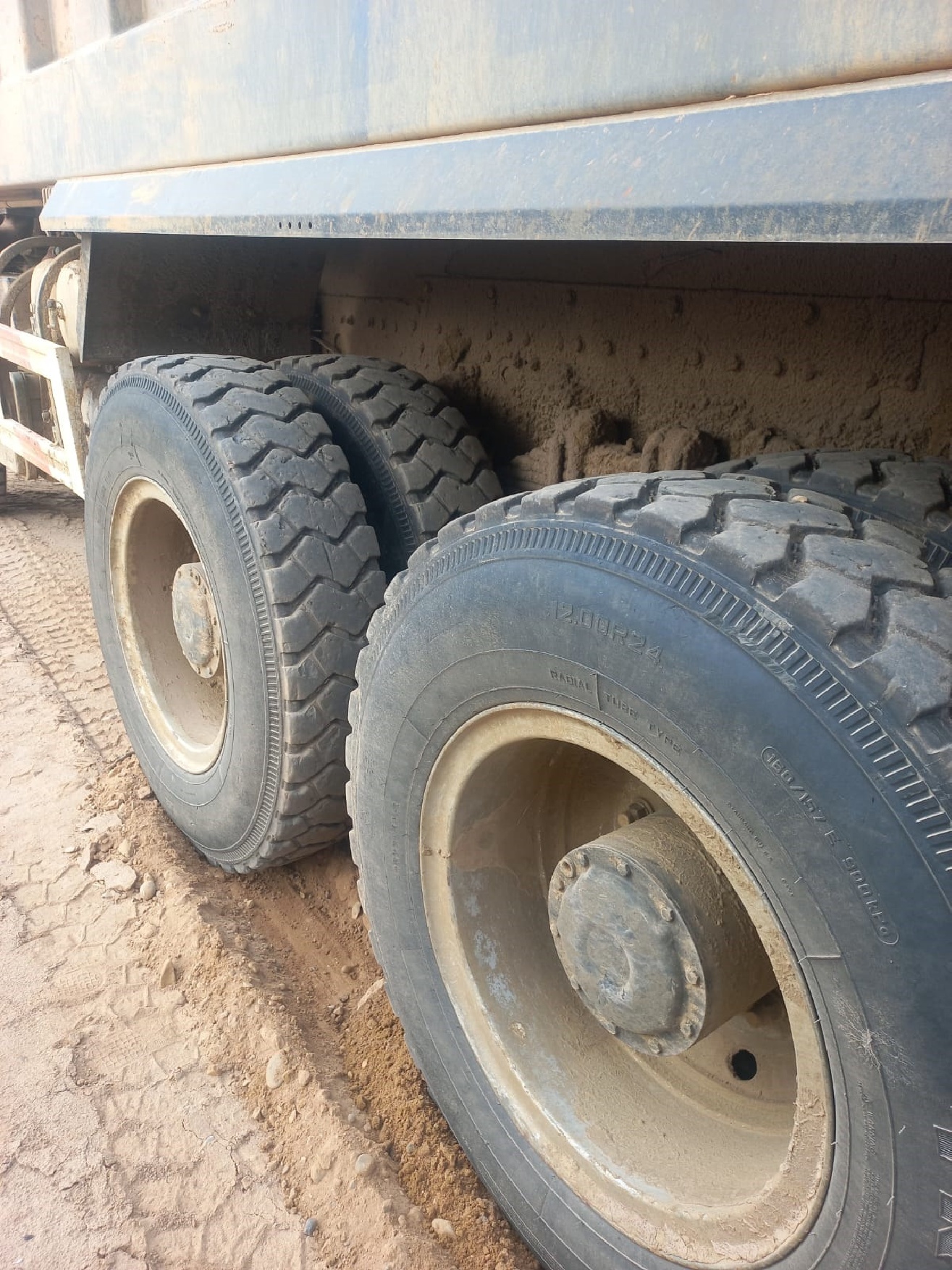 Shacman (Shaanxi) SX* 6x6 Самосвал 2023 г. - фото 10