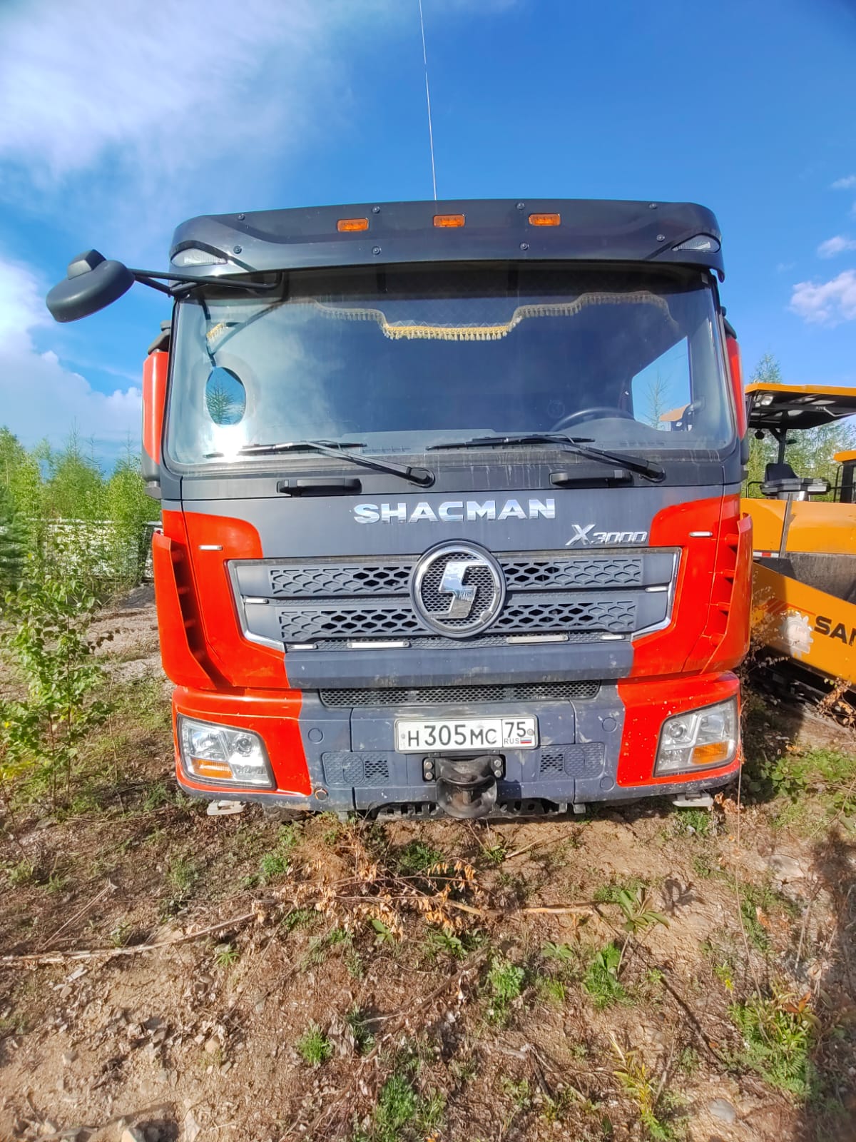 Shacman (Shaanxi) SX* 8x4 Самосвал 2022 г.