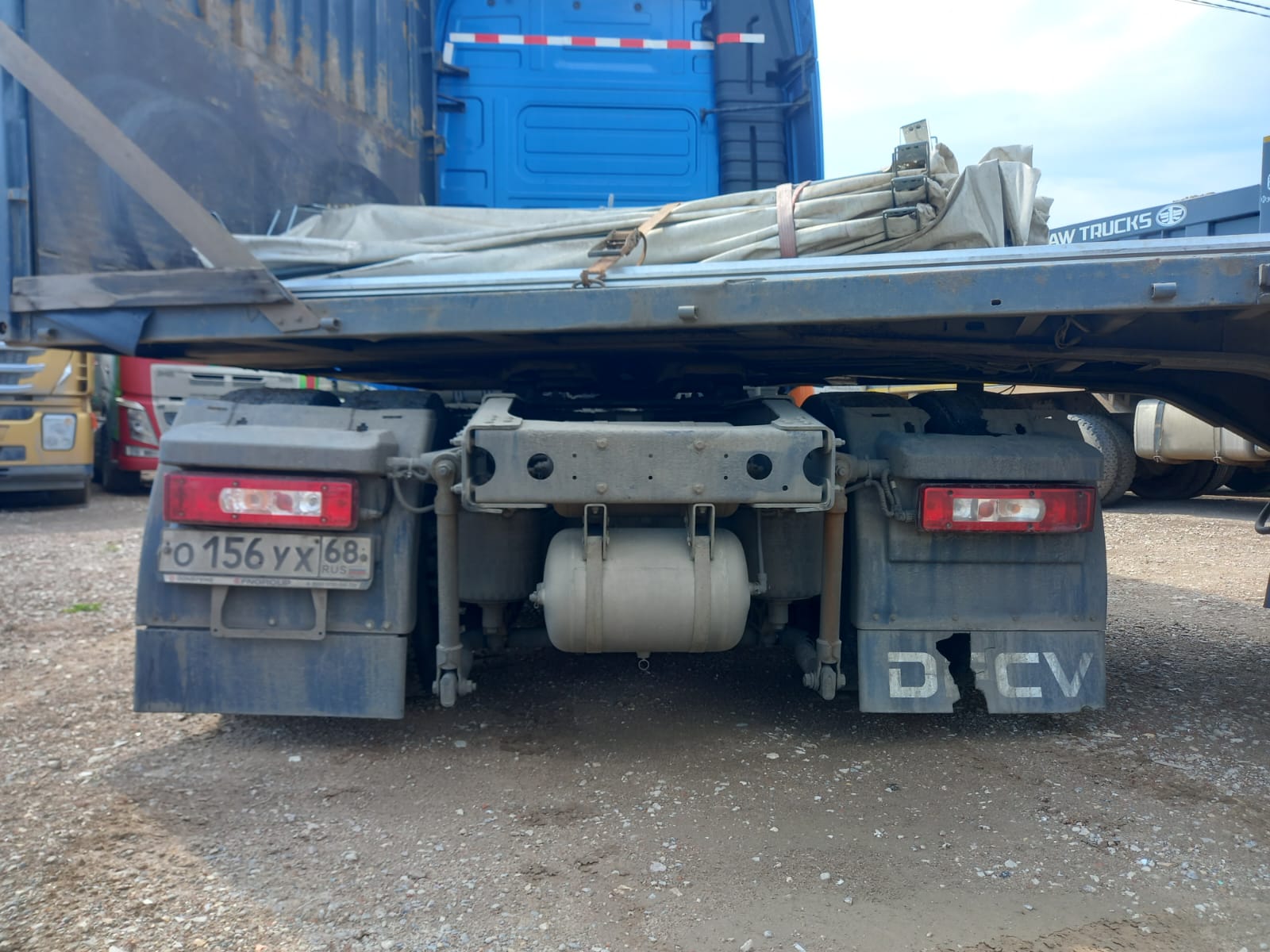 DongFeng DFH 4x2 Седельный тягач 2023 г. - фото 4