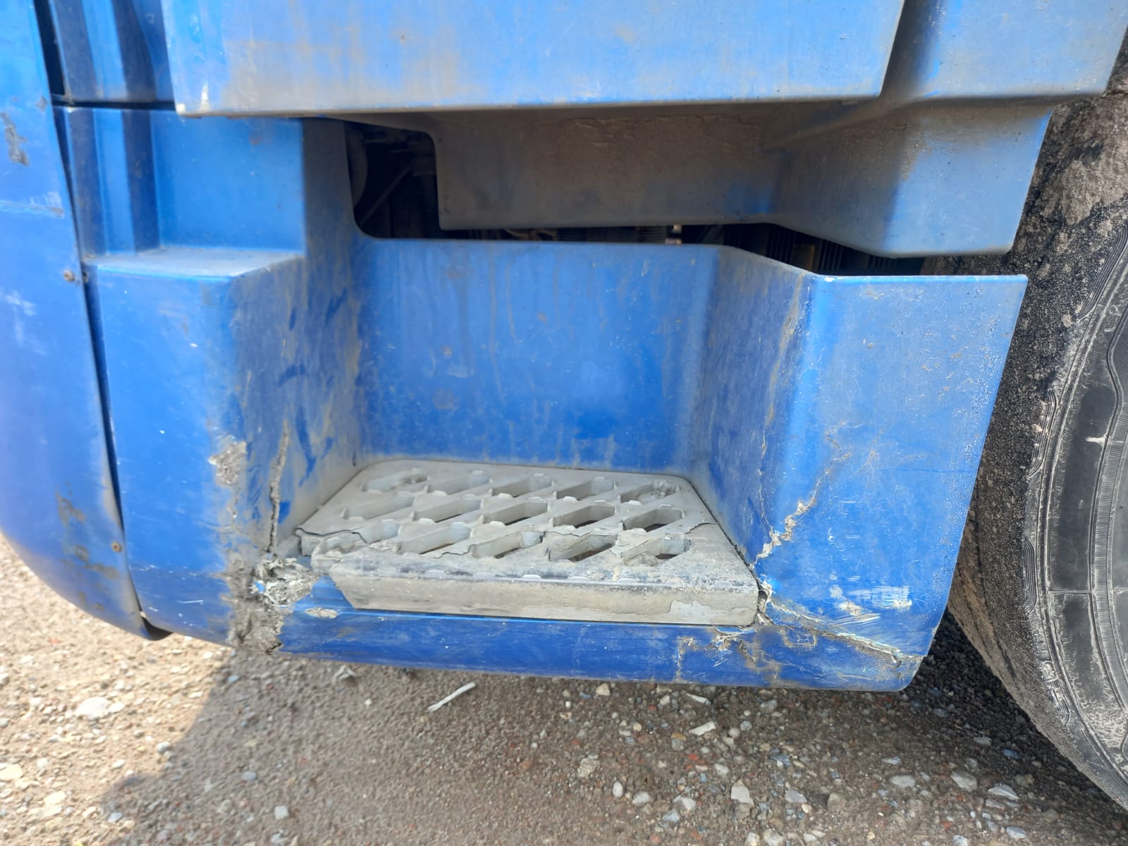 DongFeng DFH 4x2 Седельный тягач 2023 г. - фото 18