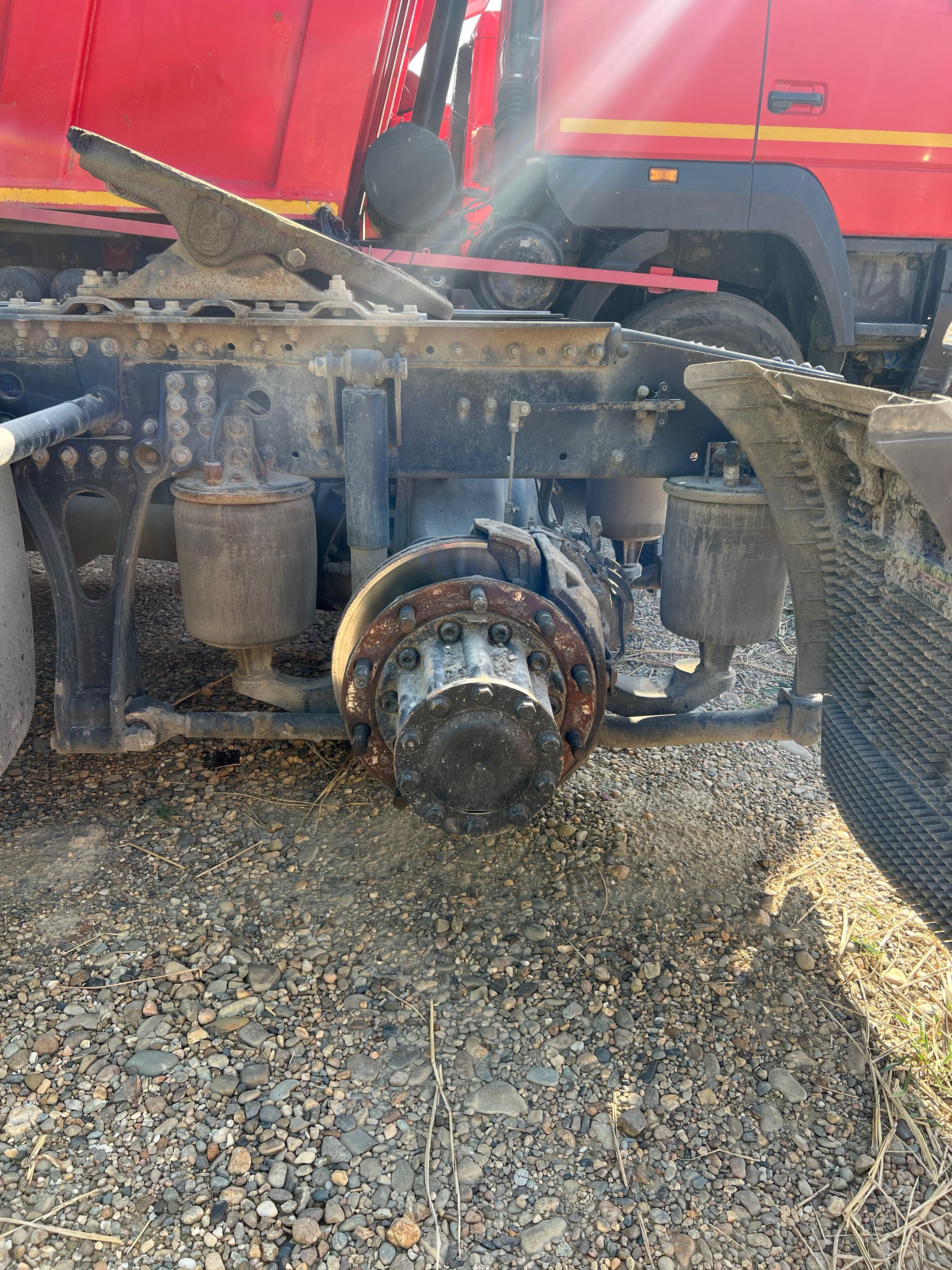 FAW JH6 4x2 Седельный тягач 2023 г. - фото 13