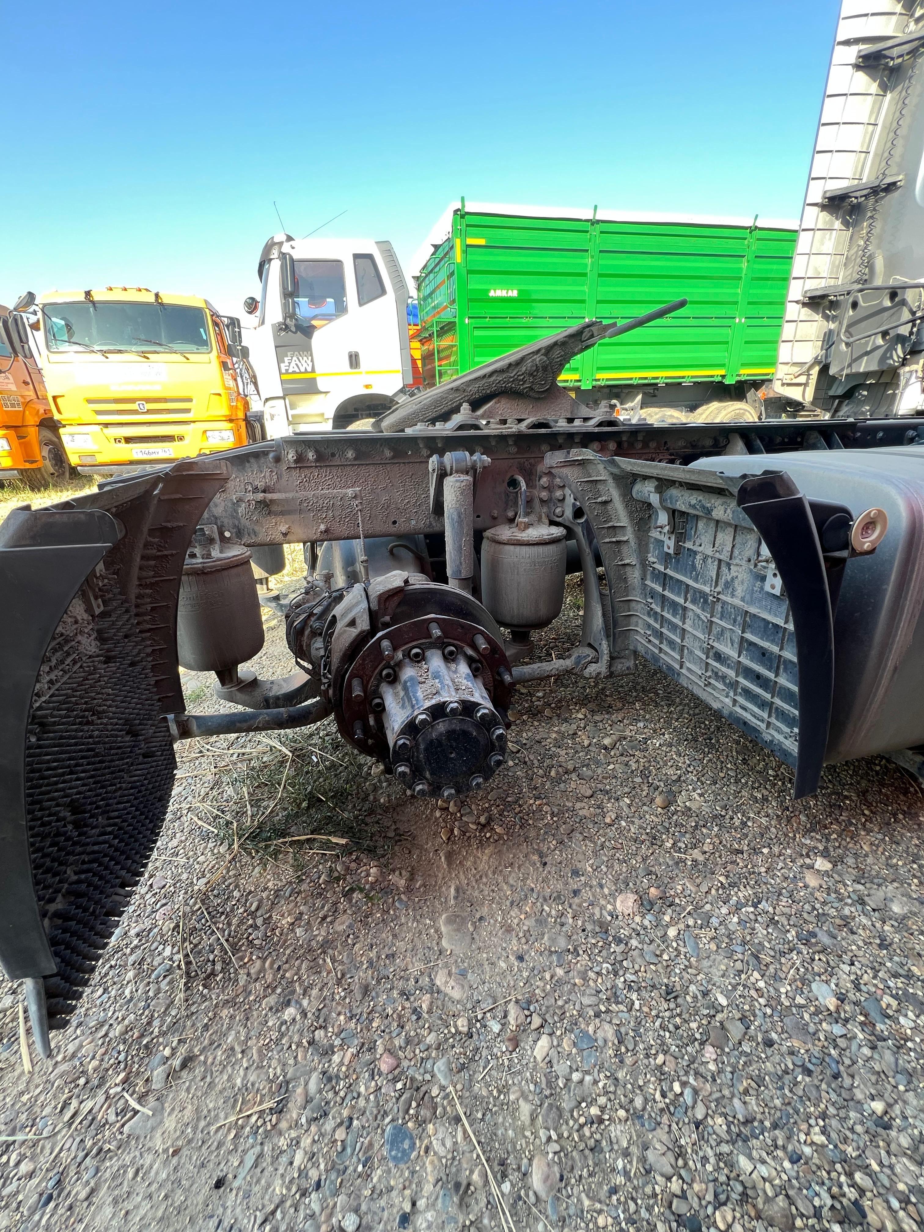 FAW JH6 4x2 Седельный тягач 2023 г. - фото 14