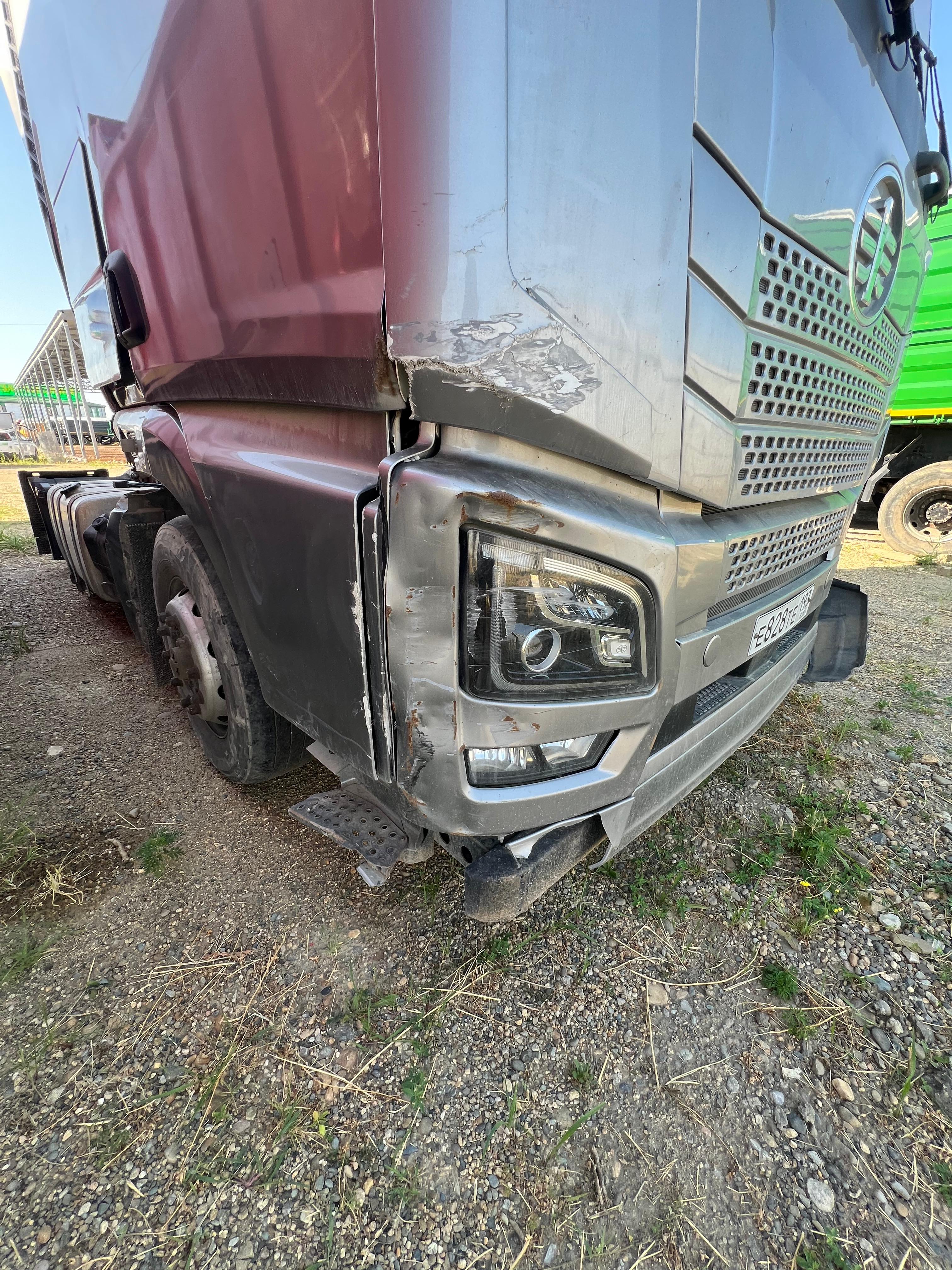 FAW JH6 4x2 Седельный тягач 2023 г. - фото 18