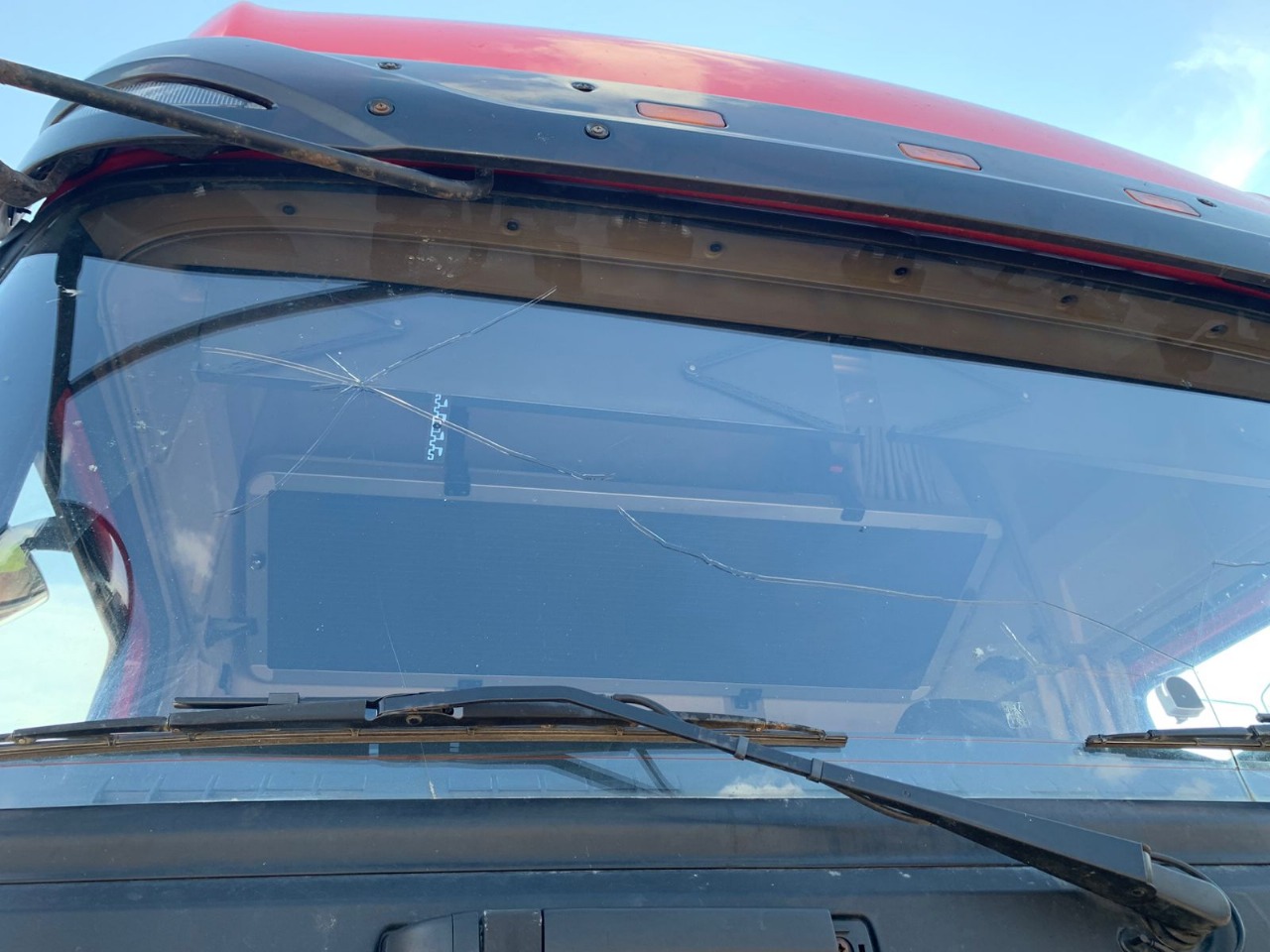 Shacman (Shaanxi) SX* 6x4 Седельный тягач 2023 г. - фото 5