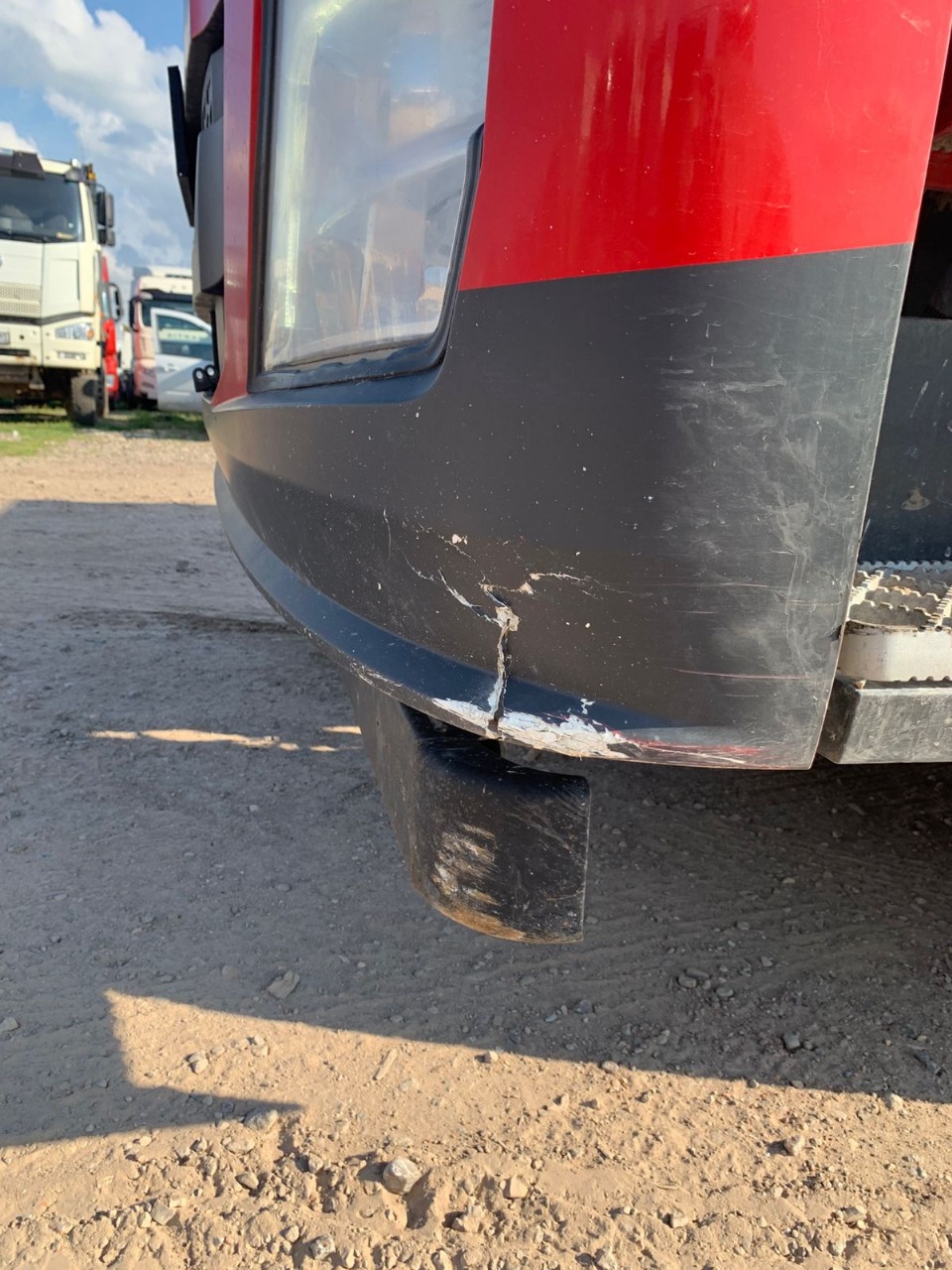 Shacman (Shaanxi) SX* 6x4 Седельный тягач 2023 г. - фото 16