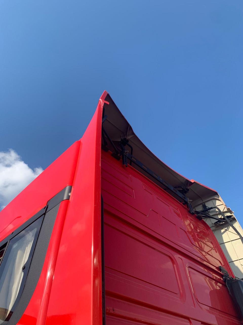 Shacman (Shaanxi) SX* 6x4 Седельный тягач 2023 г. - фото 17