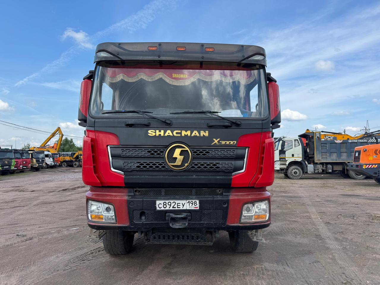 Shacman (Shaanxi) SX* 6x4 Самосвал 2021 г.
