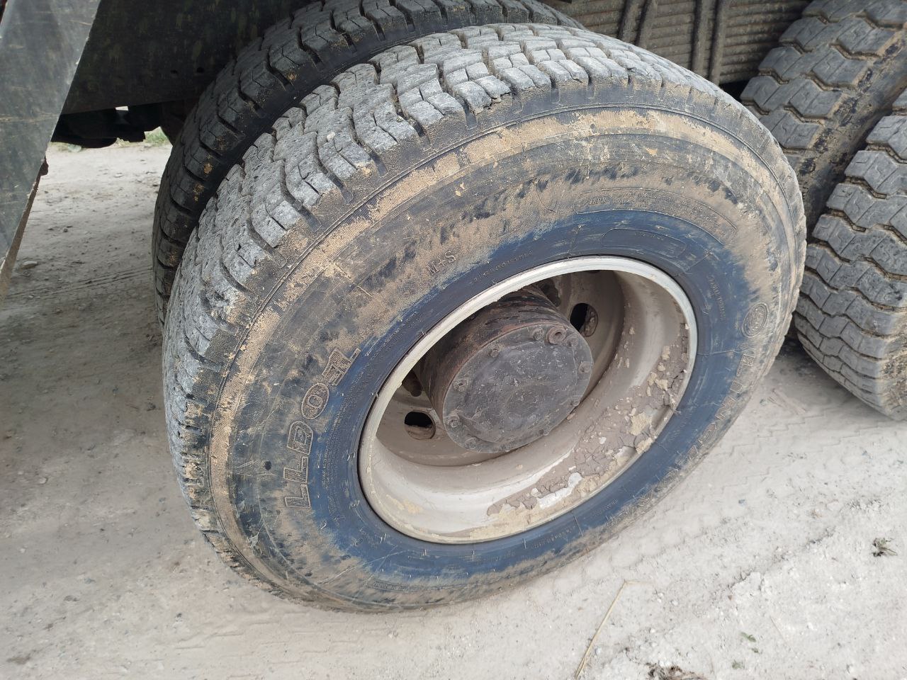 Foton AUMAN 6x4 Самосвал 2023 г. - фото 13