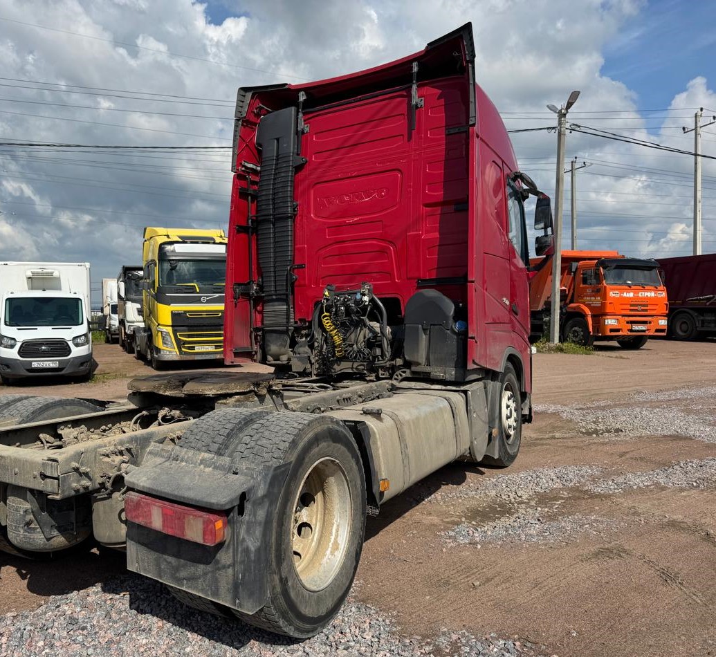 Volvo FH 4x2 Седельный тягач 2016 г. - фото 6