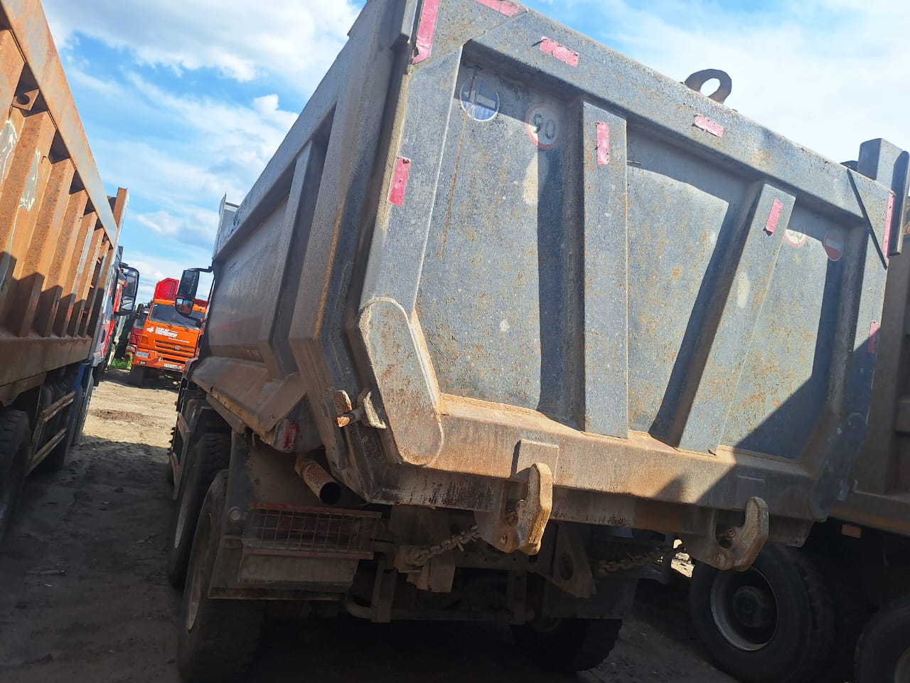 Howo T5G 6x4 Самосвал 2022 г. - фото 5