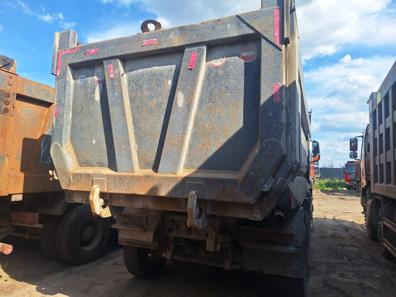 Howo T5G 6x4 Самосвал 2022 г. - фото 6