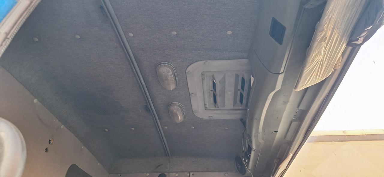 ТехноСтавПрицеп ТР8499 на шасси КамАЗ 65115 6x4 Зерновоз 2020 г. - фото 8