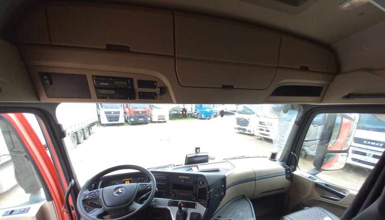 Mercedes-Benz Actros 6x4 Седельный тягач 2022 г. - фото 5