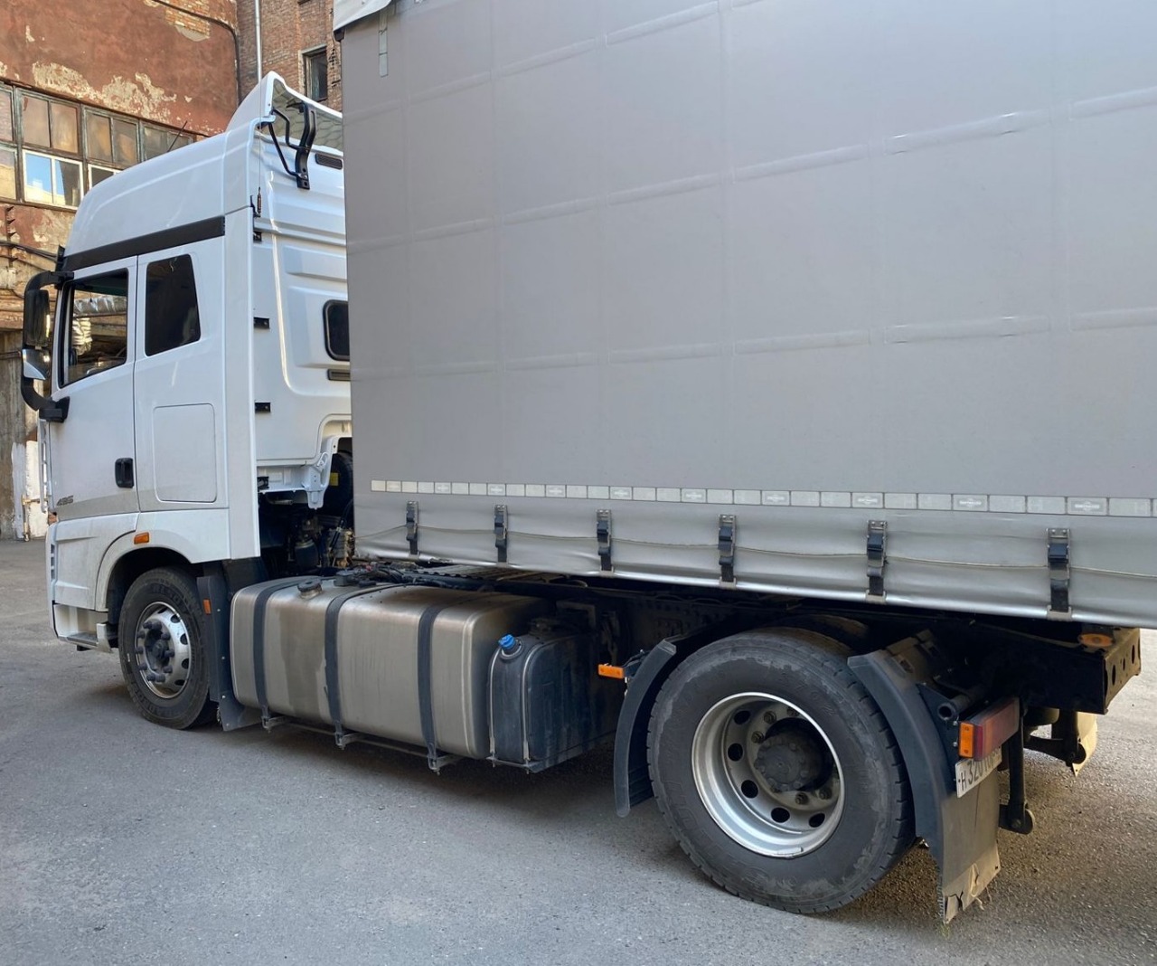 SANY HQC* 4x2 Седельный тягач 2024 г. - фото 5