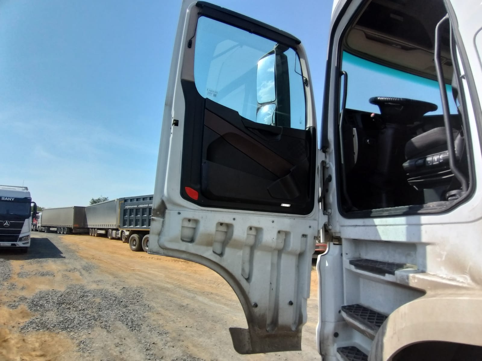 КамАЗ М1945 4x2 Седельный тягач 2023 г. - фото 17