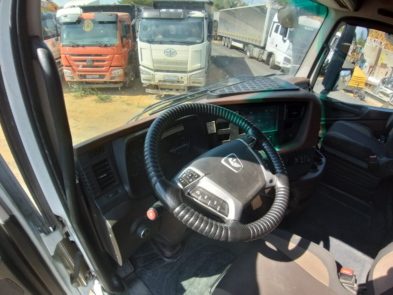 КамАЗ М1945 4x2 Седельный тягач 2023 г. - фото 21