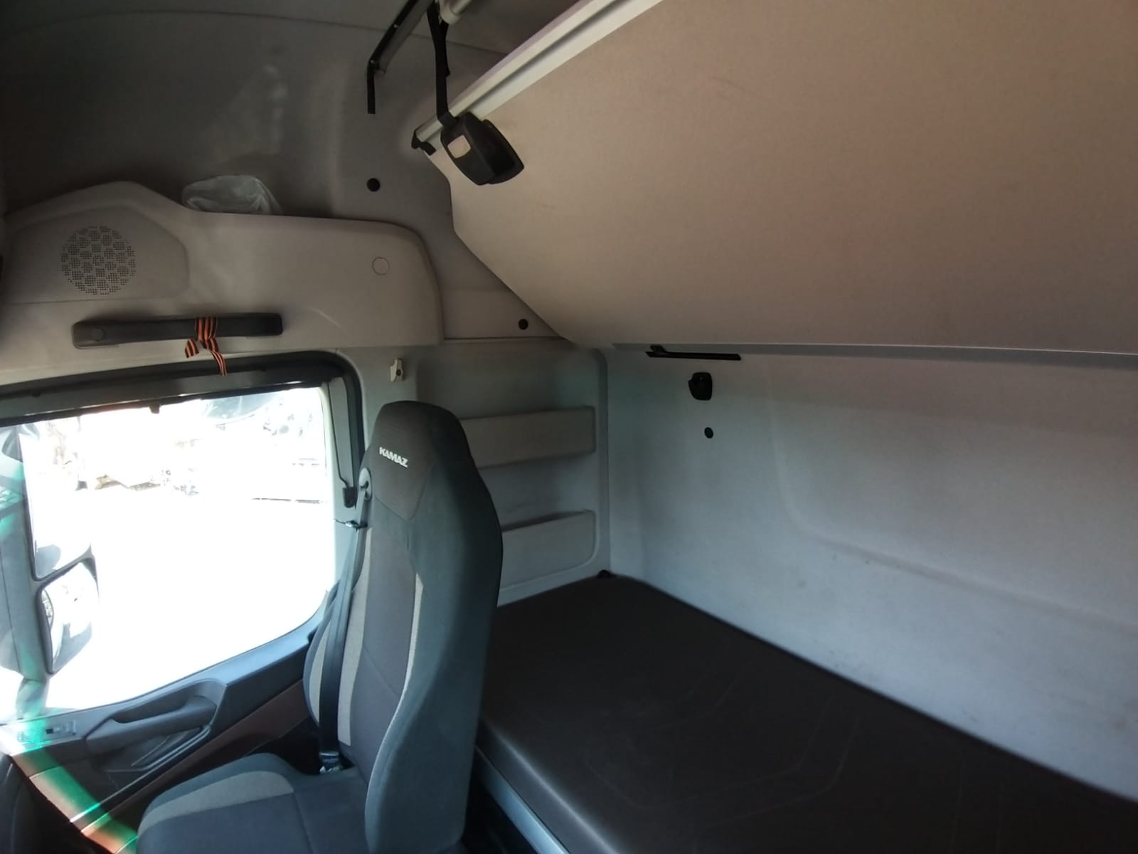 КамАЗ М1945 4x2 Седельный тягач 2023 г. - фото 27