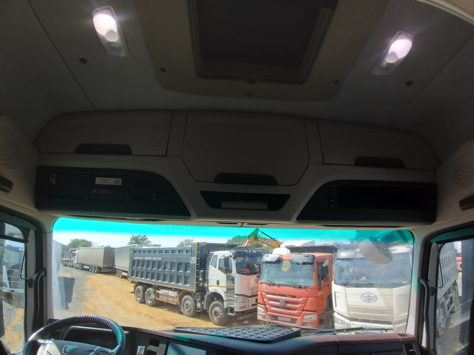 КамАЗ М1945 4x2 Седельный тягач 2023 г. - фото 35