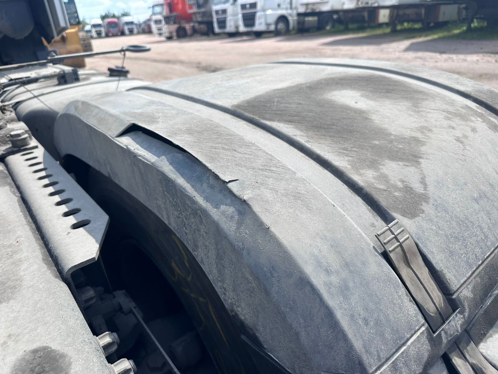 Mercedes-Benz ACTROS 4x2 Седельный тягач 2023 г. - фото 38