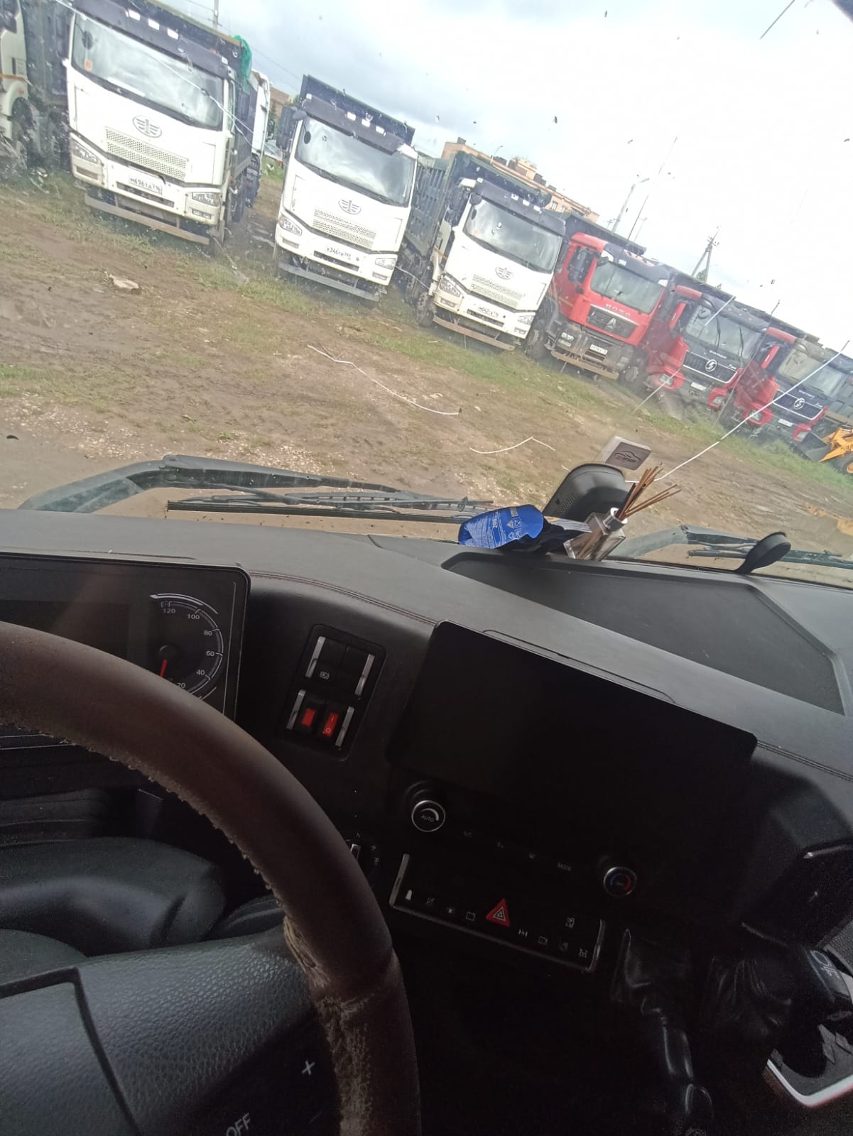 SITRAK C7H 4x2 Седельный тягач 2023 г. - фото 11