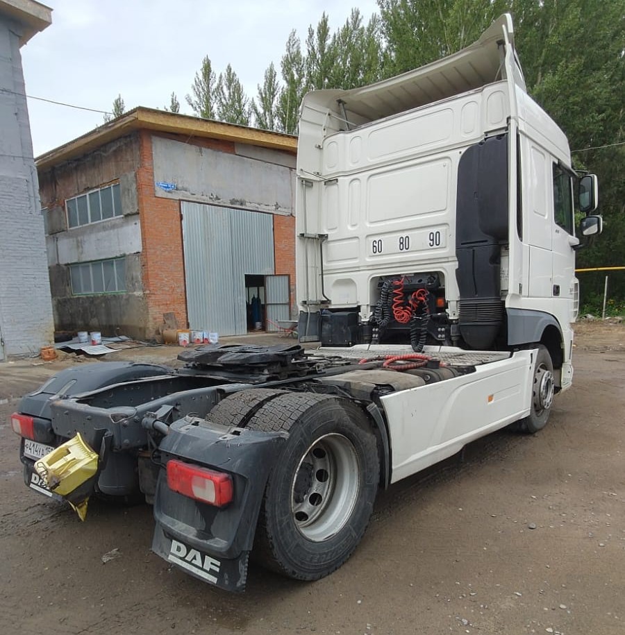 DAF XF 4x2 Седельный тягач 2018 г. - фото 10