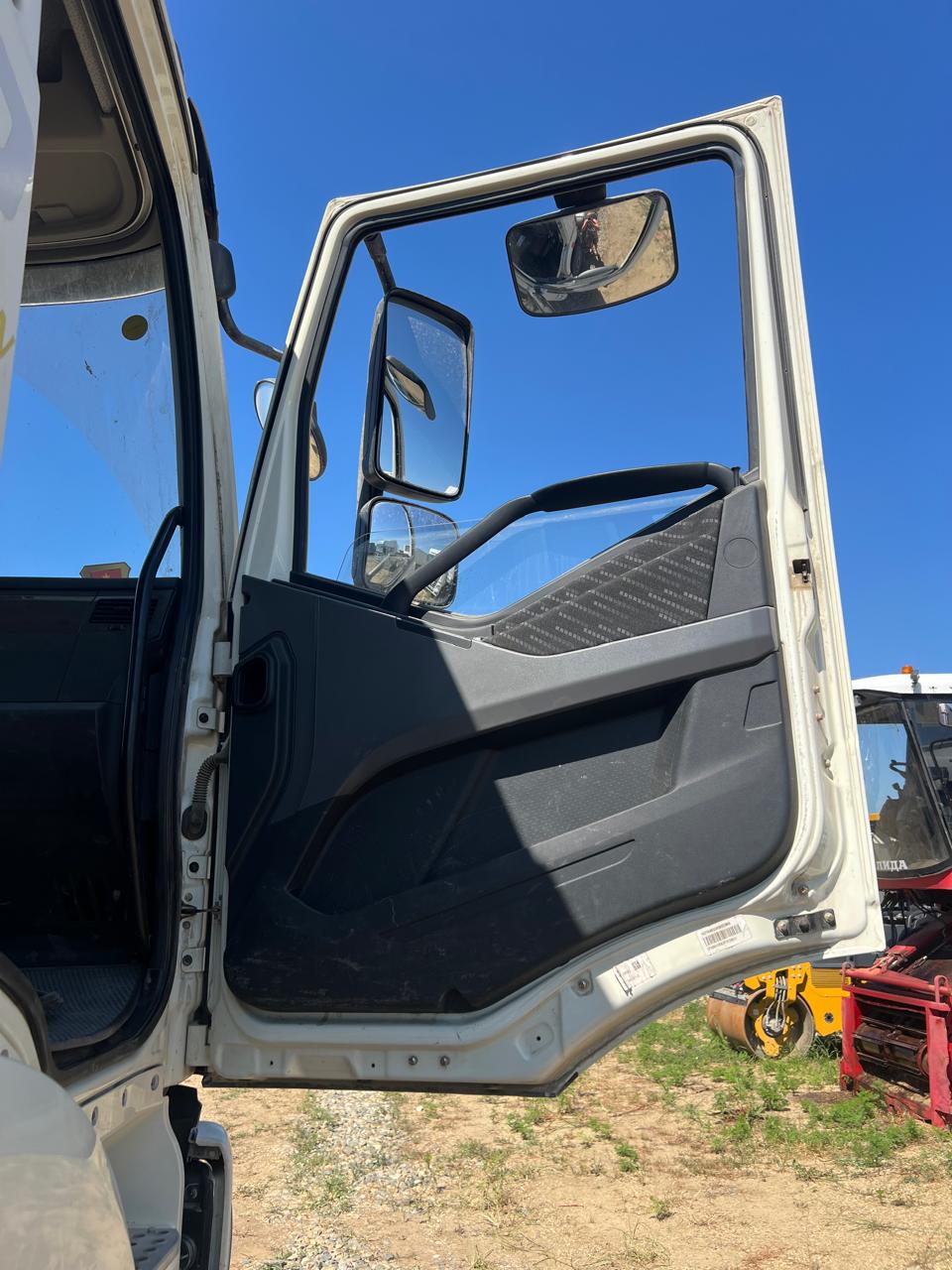 FAW J6 6x4 Мультилифт 2023 г. - фото 10