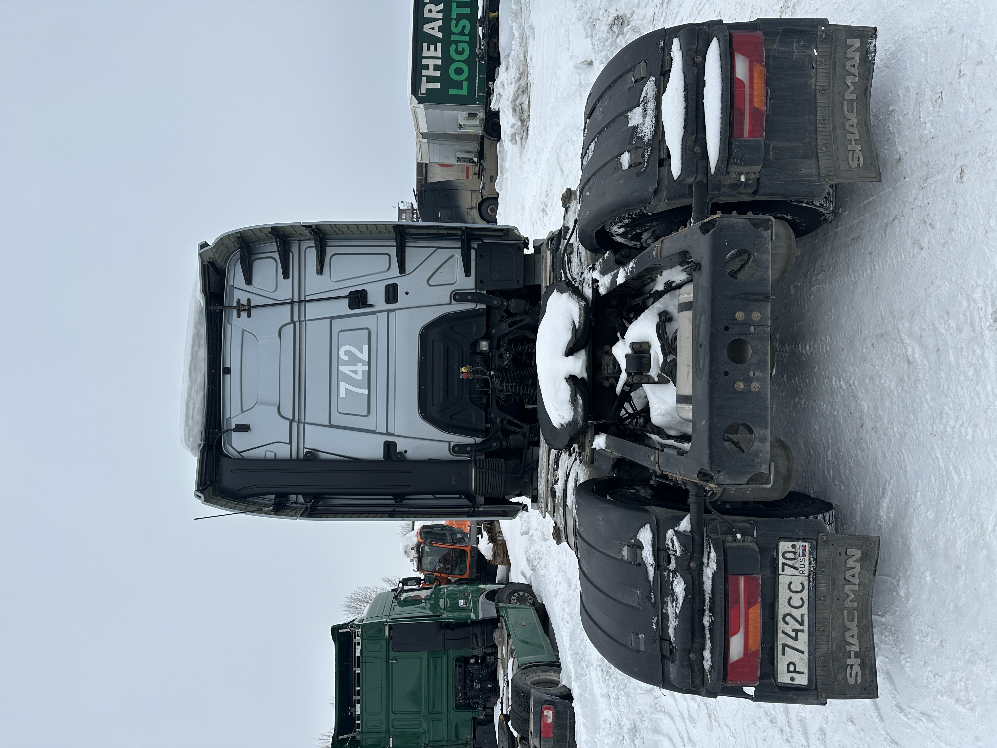 Shacman (Shaanxi) SX* 4x2 Седельный тягач 2023 г. - фото 5