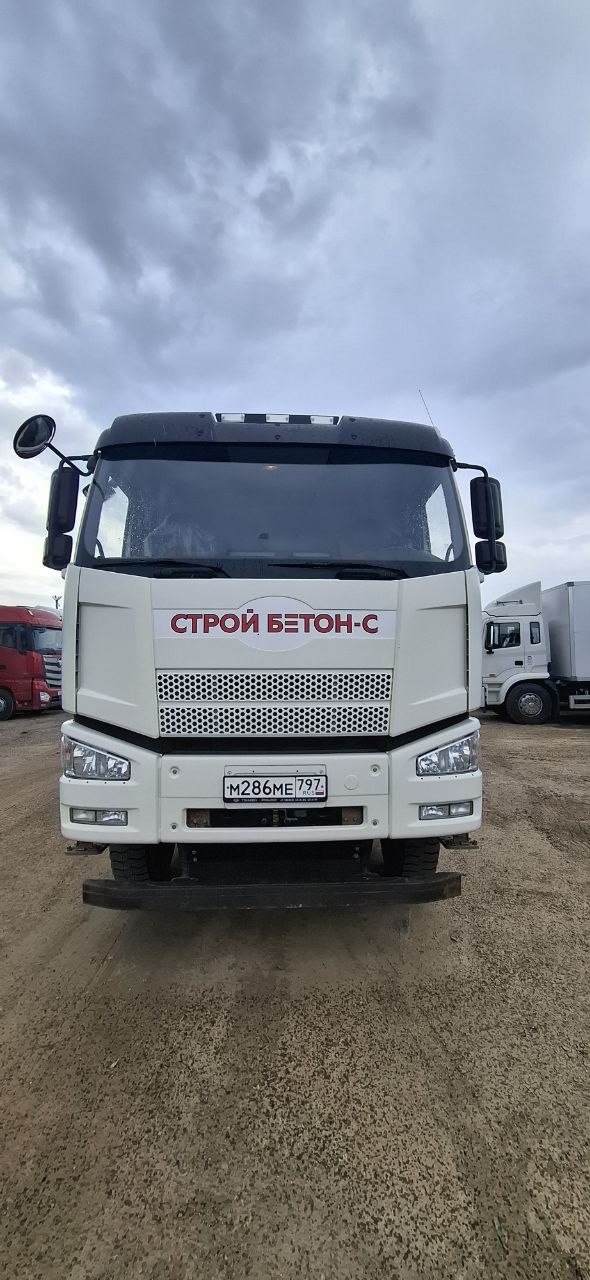TIGARBO 6936* на шасси FAW CA 3310 8x4 Автобетоносмеситель 2023 г.