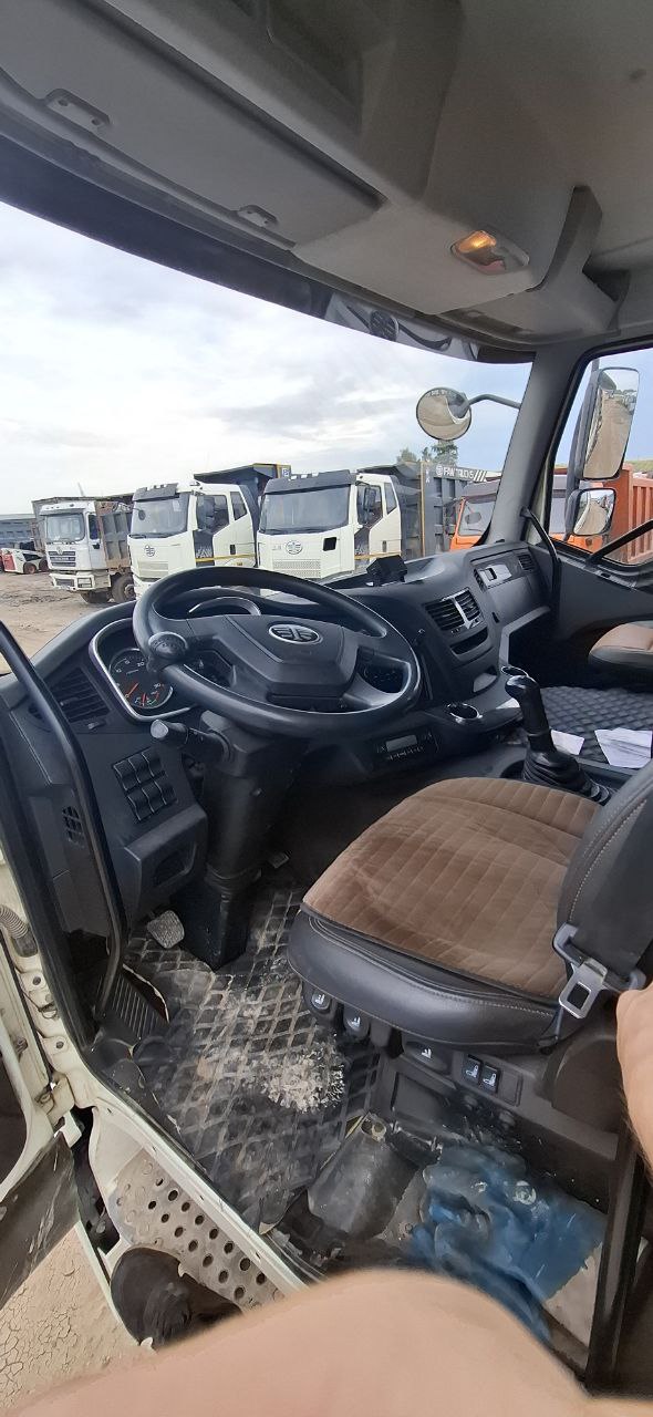 TIGARBO 6936* на шасси FAW CA 3310 8x4 Автобетоносмеситель 2023 г. - фото 11