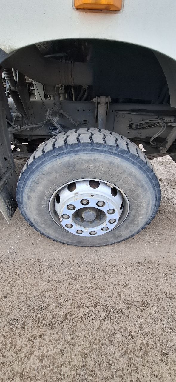 TIGARBO 6936* на шасси FAW CA 3310 8x4 Автобетоносмеситель 2023 г. - фото 13