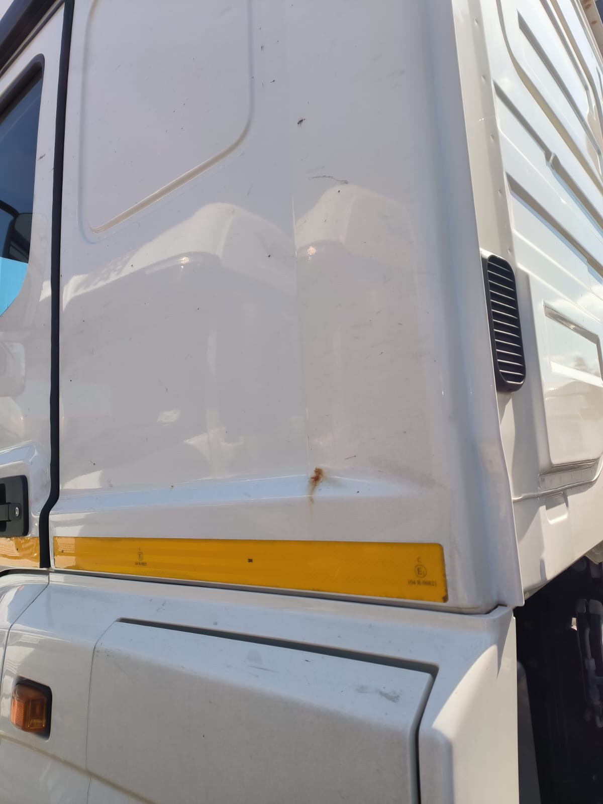 КамАЗ 5490 4x2 Седельный тягач 2020 г. - фото 11