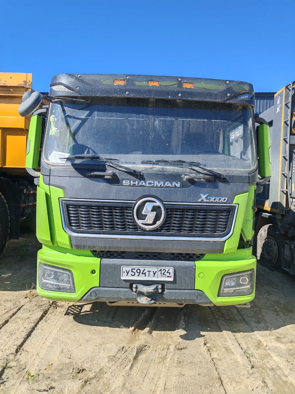 Shacman (Shaanxi) SX* 8x4 Самосвал 2023 г.