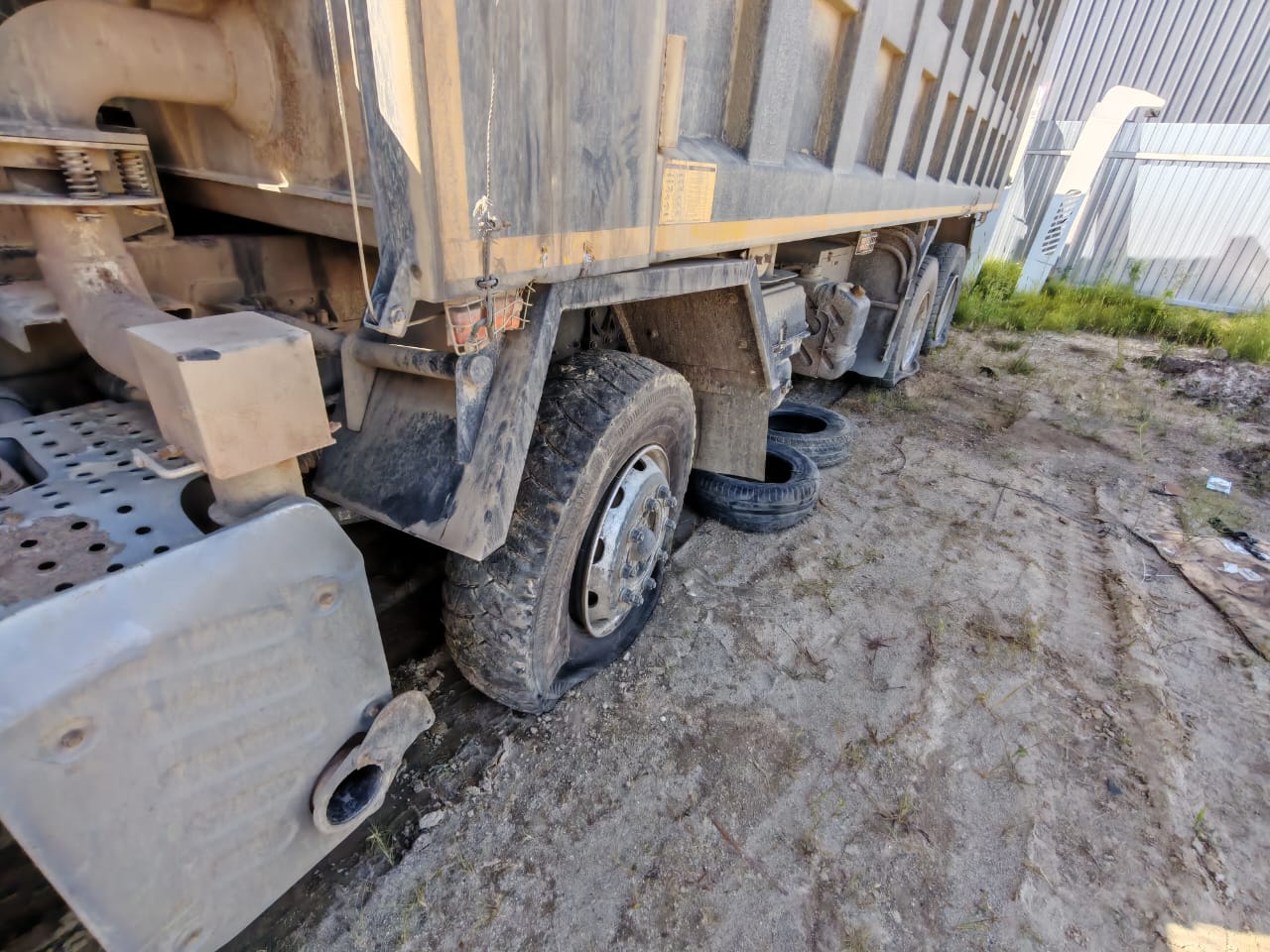 FAW J6 8x4 Самосвал 2023 г. - фото 13