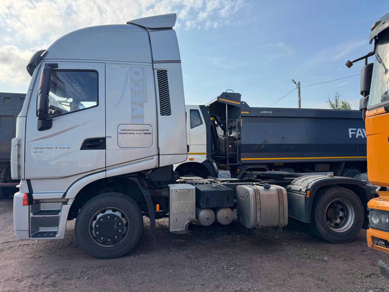 HONGYAN CQ* 4x2 Седельный тягач 2023 г. - фото 4