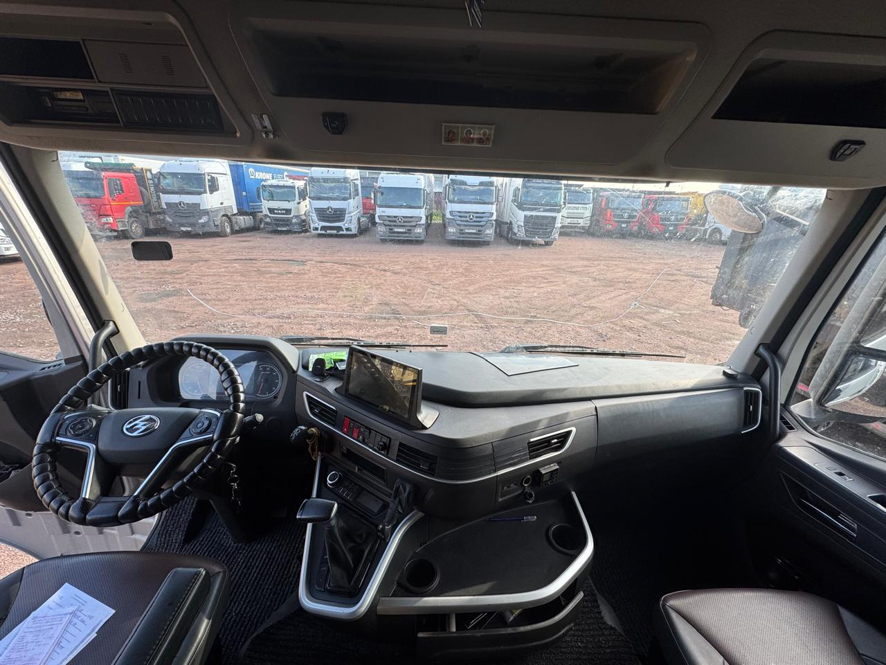 HONGYAN CQ* 4x2 Седельный тягач 2023 г. - фото 8