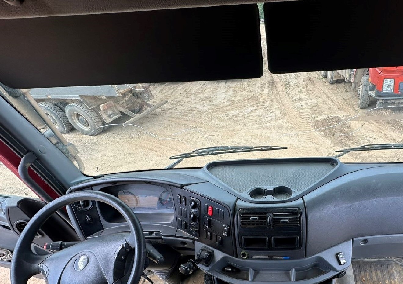 КамАЗ 65801 8x4 Самосвал 2024 г. - фото 10