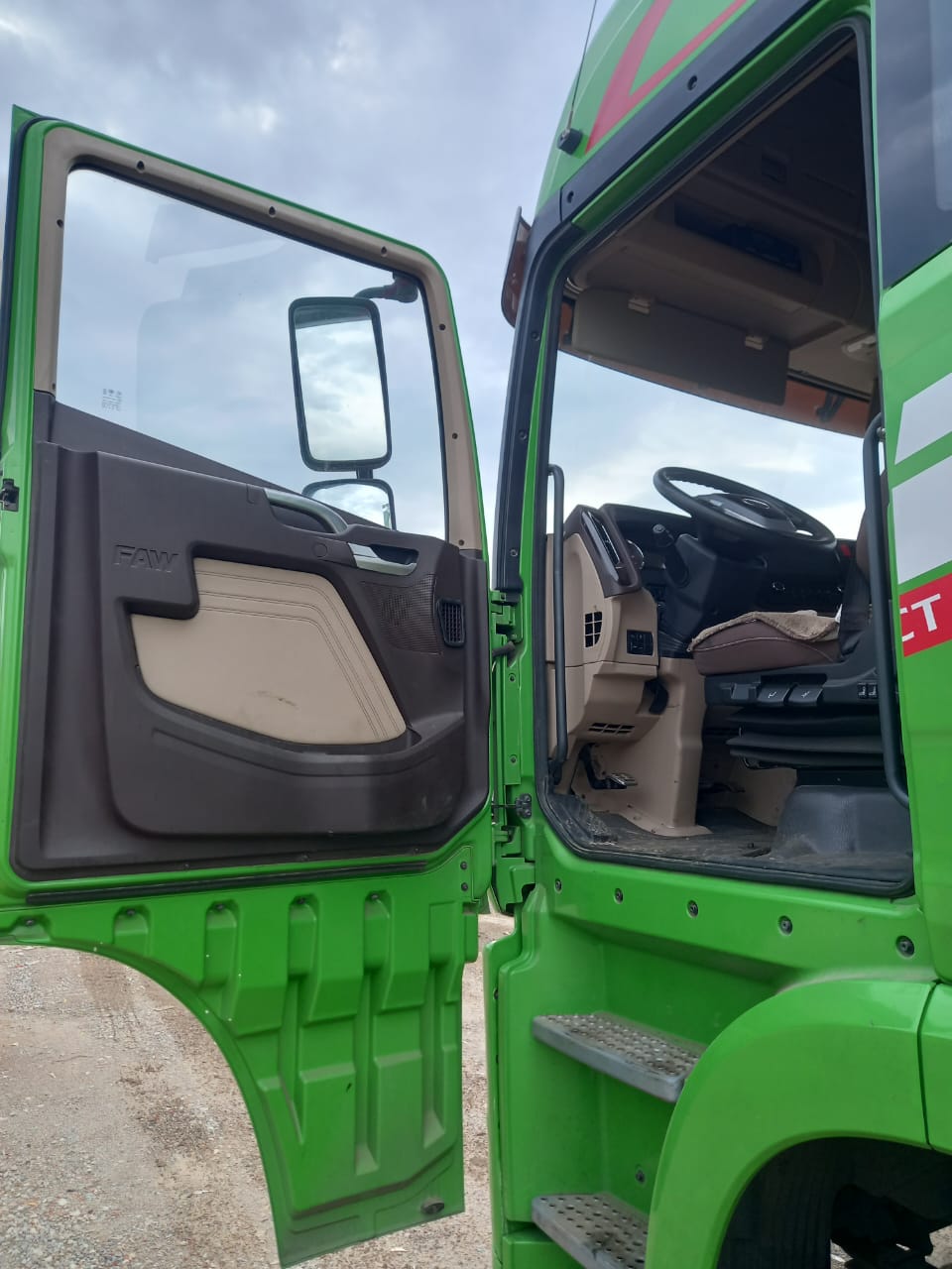 FAW JH6 6x4 Седельный тягач 2023 г. - фото 5