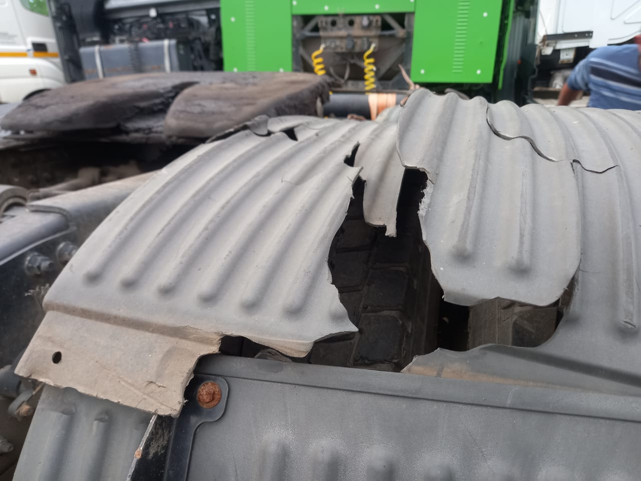 FAW JH6 6x4 Седельный тягач 2023 г. - фото 17