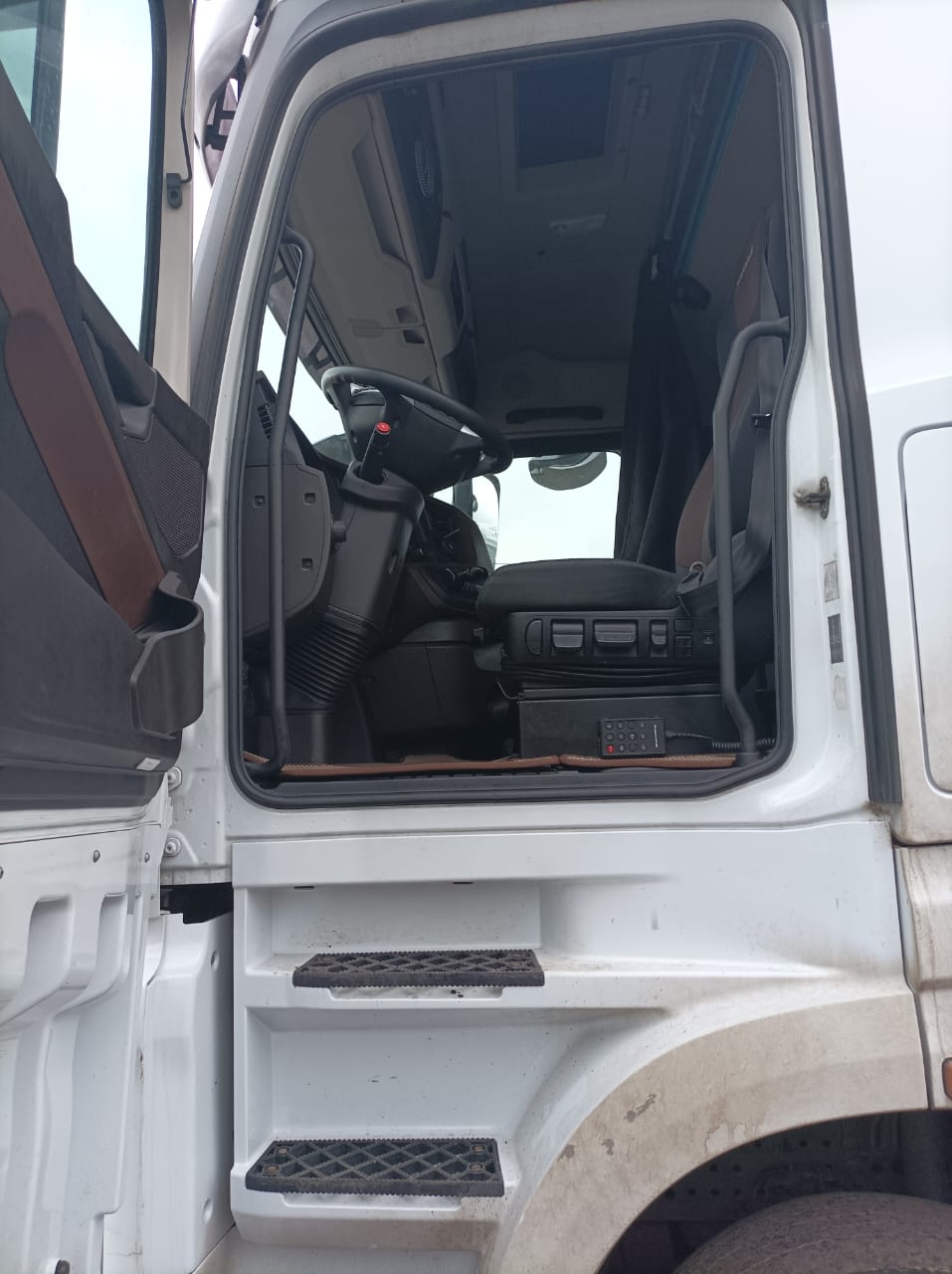 КамАЗ 54901 4x2 Седельный тягач 2022 г. - фото 6